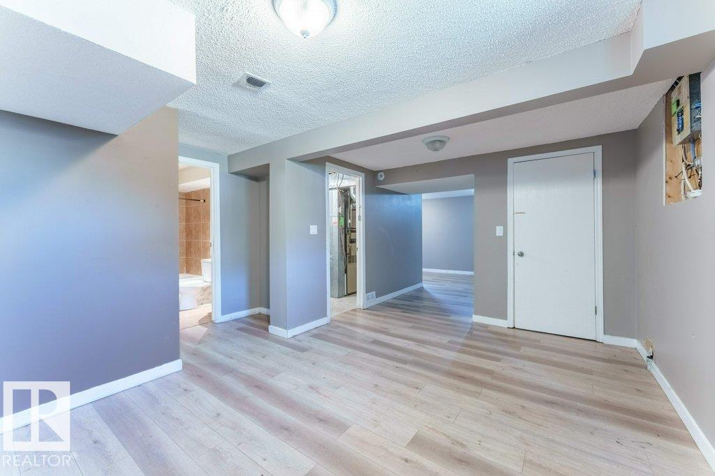 Photo 32 at 13863 114 Street NW, Carlisle, Edmonton