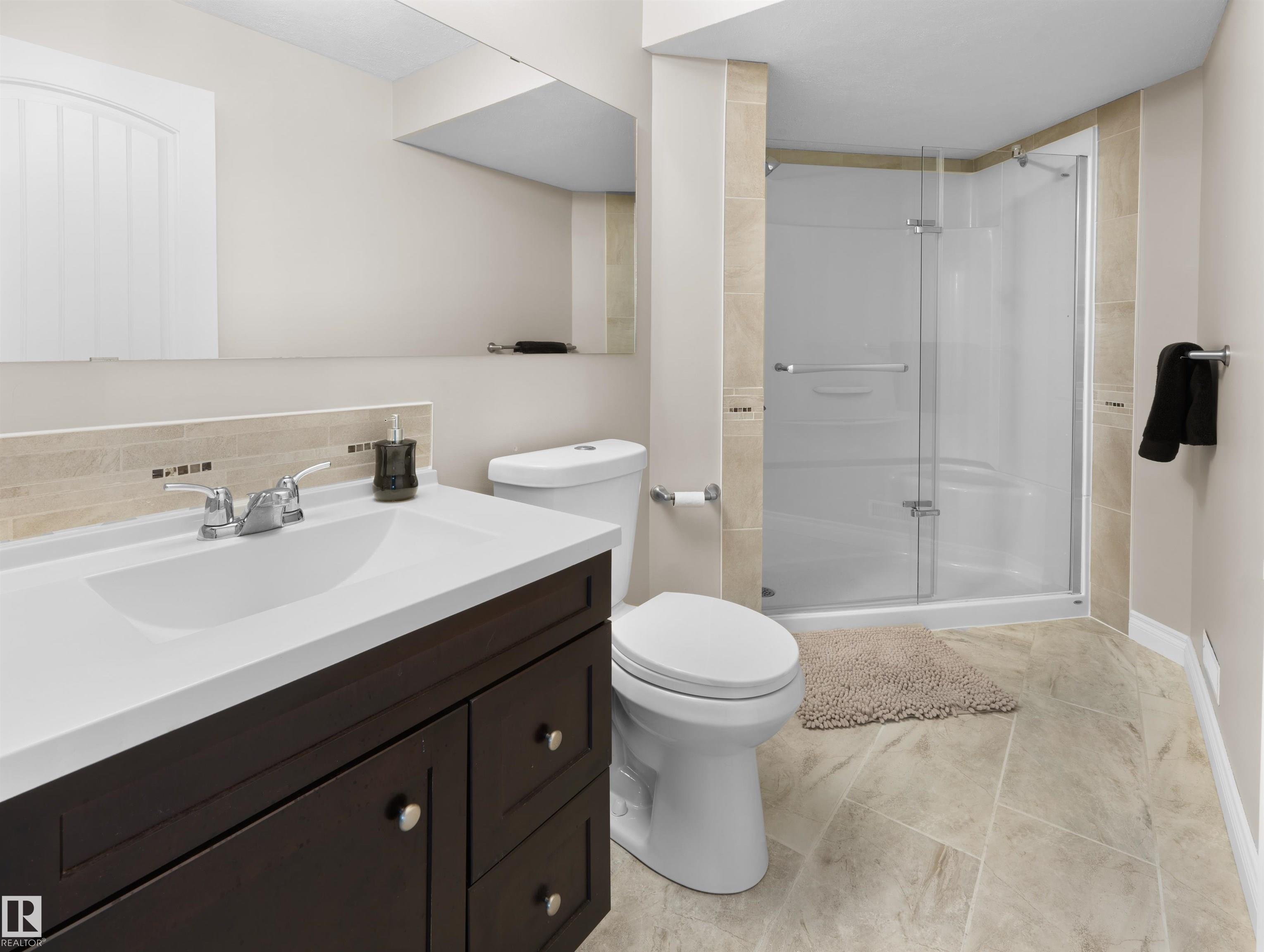 Photo 31 at 8708 207 Street NW, Suder Greens, Edmonton