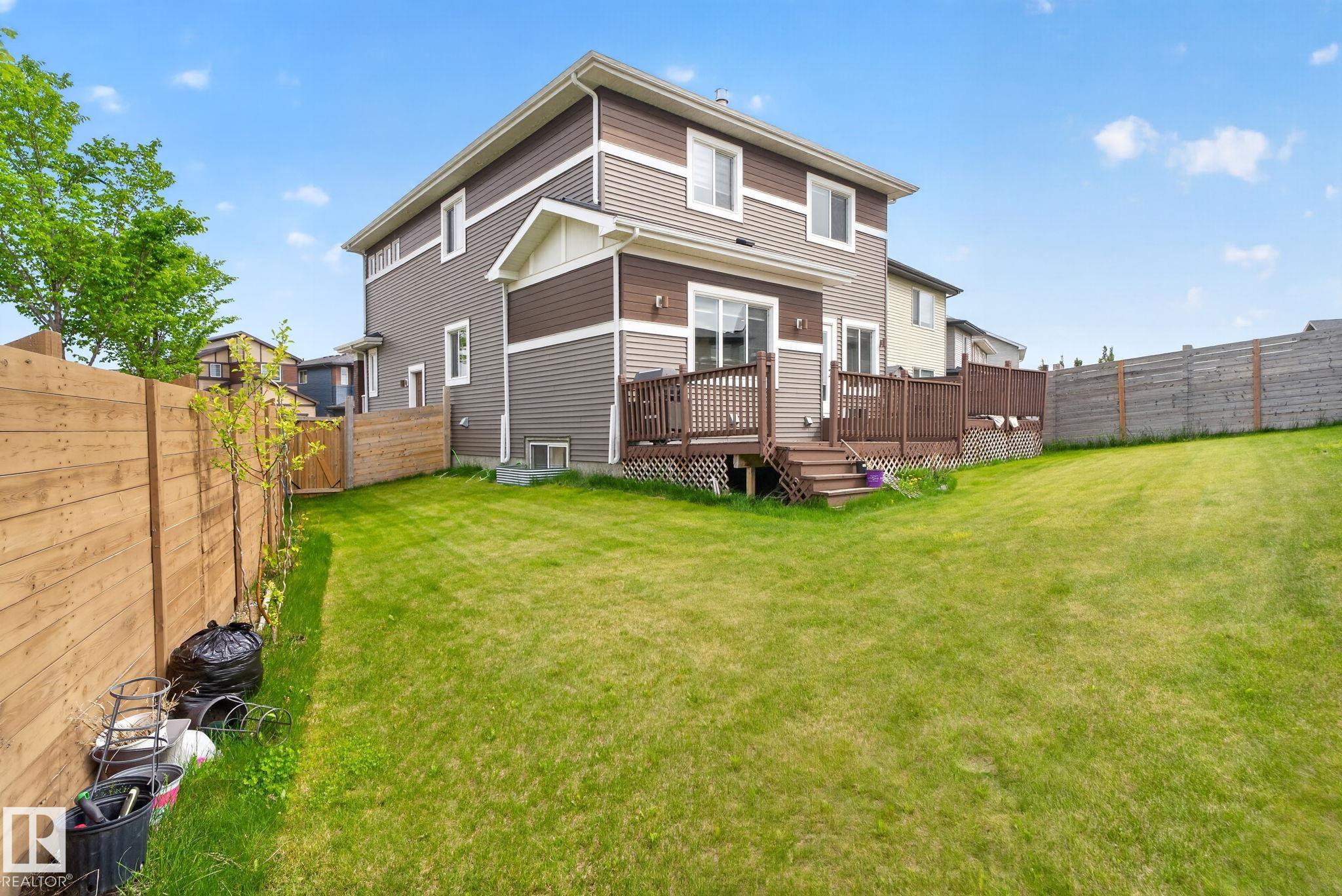 704 39 Street SW, Charlesworth, Edmonton
