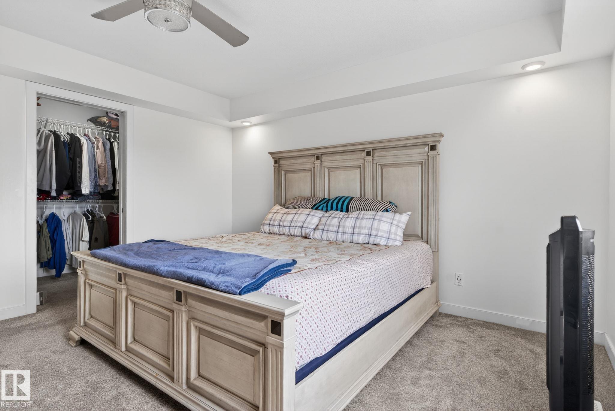 Photo 11 at 704 39 Street SW, Charlesworth, Edmonton