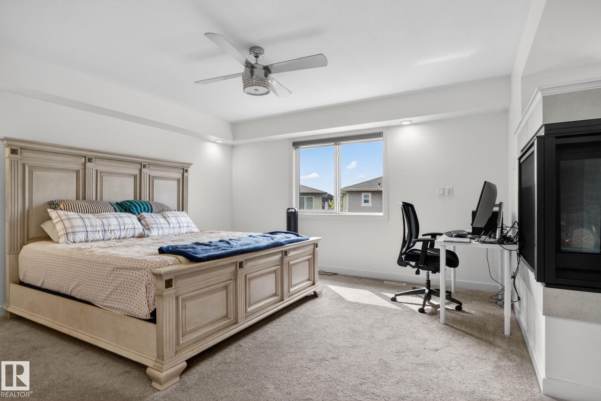 Photo 9 at 704 39 Street SW, Charlesworth, Edmonton