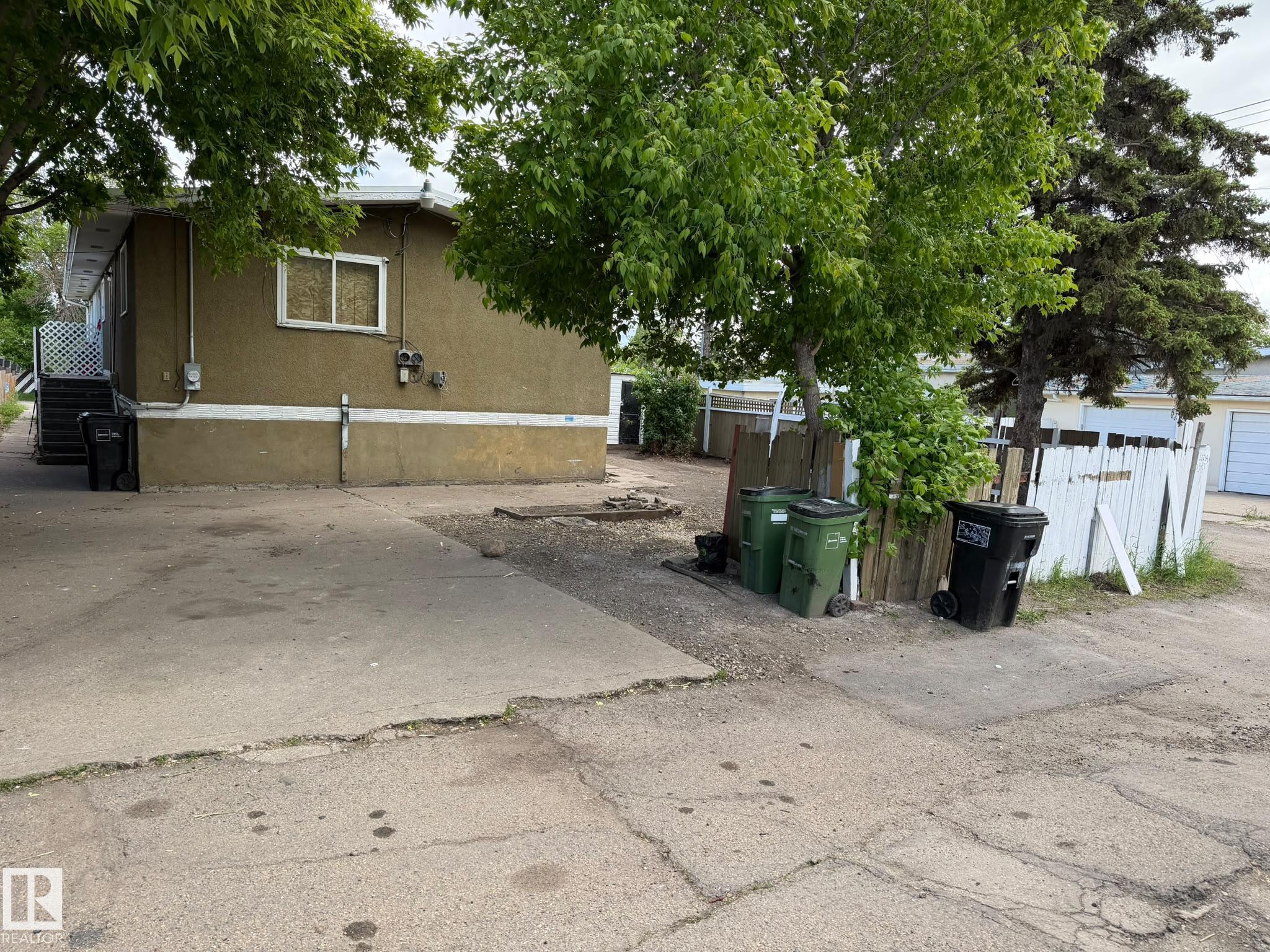 13208 91 Street NW, Glengarry, Edmonton
