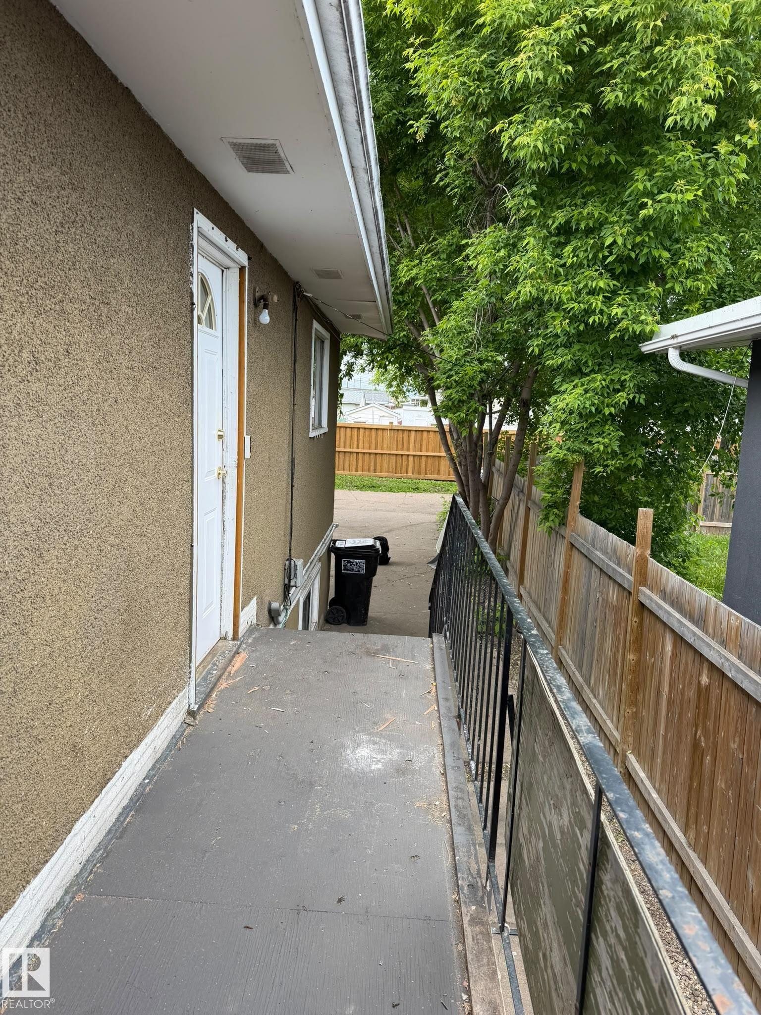 13208 91 Street NW, Glengarry, Edmonton