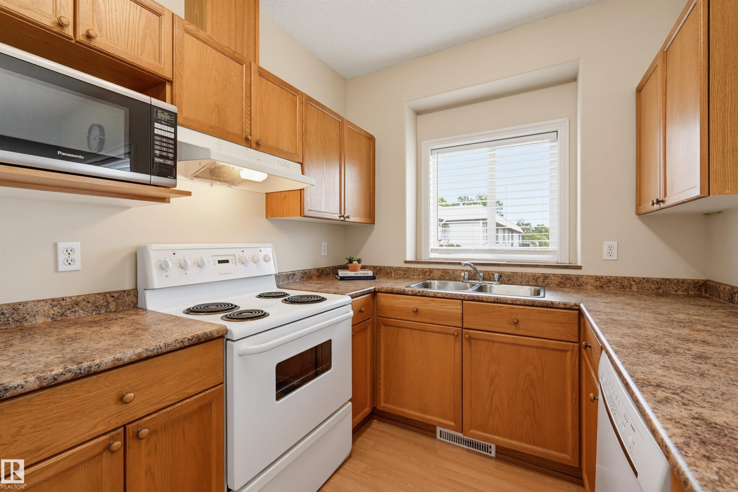 Photo 7 at 203 - 10719 80 Avenue NW, Queen Alexandra, Edmonton