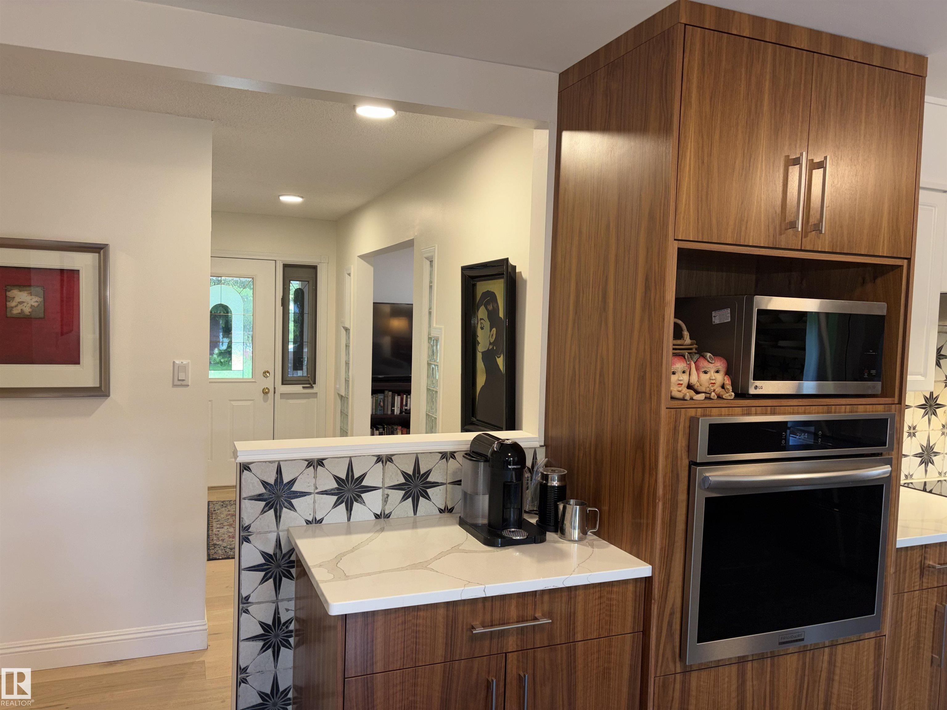 14016 85 Avenue NW, Laurier Heights, Edmonton
