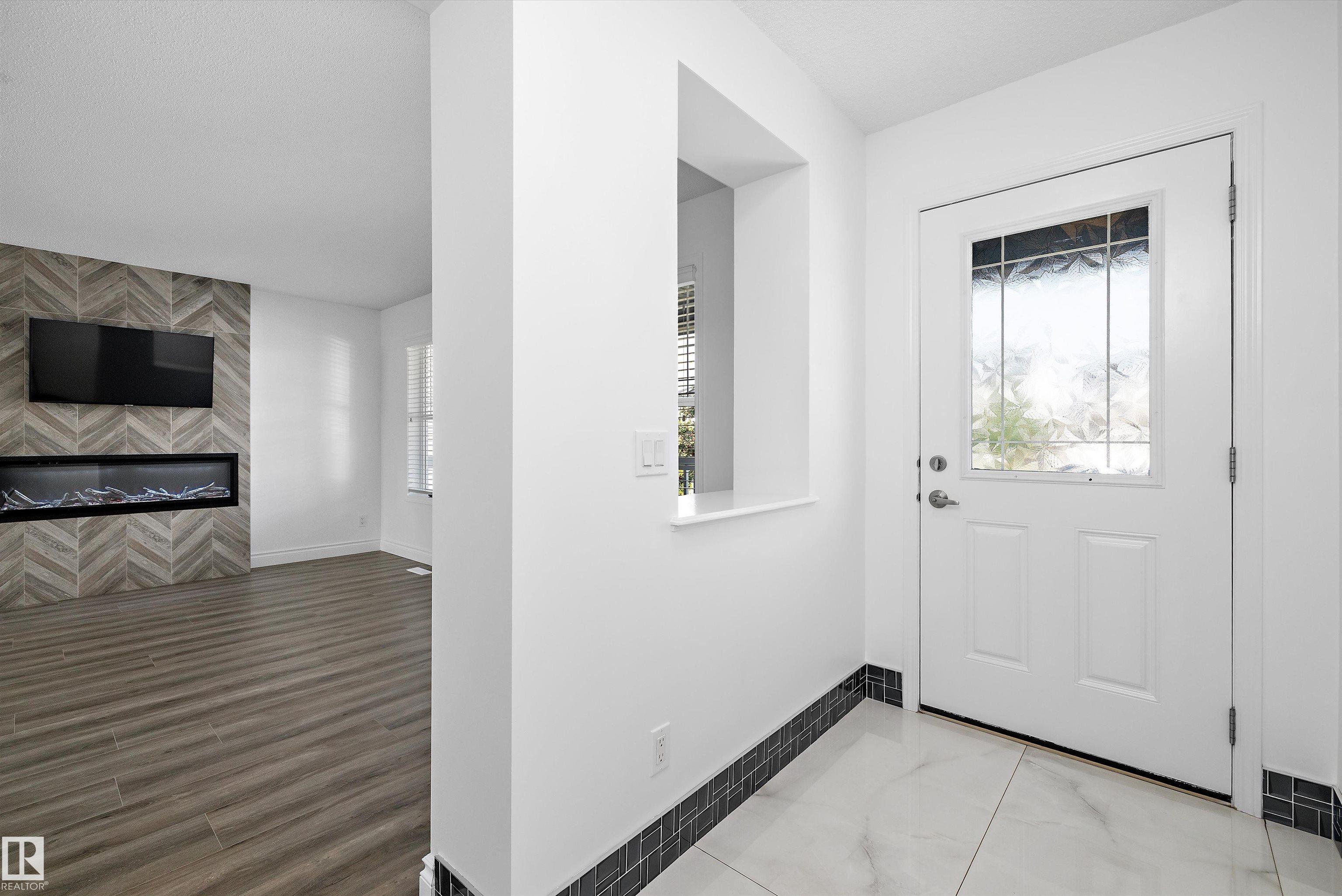 Photo 7 at 9852 217 Street NW, Secord, Edmonton