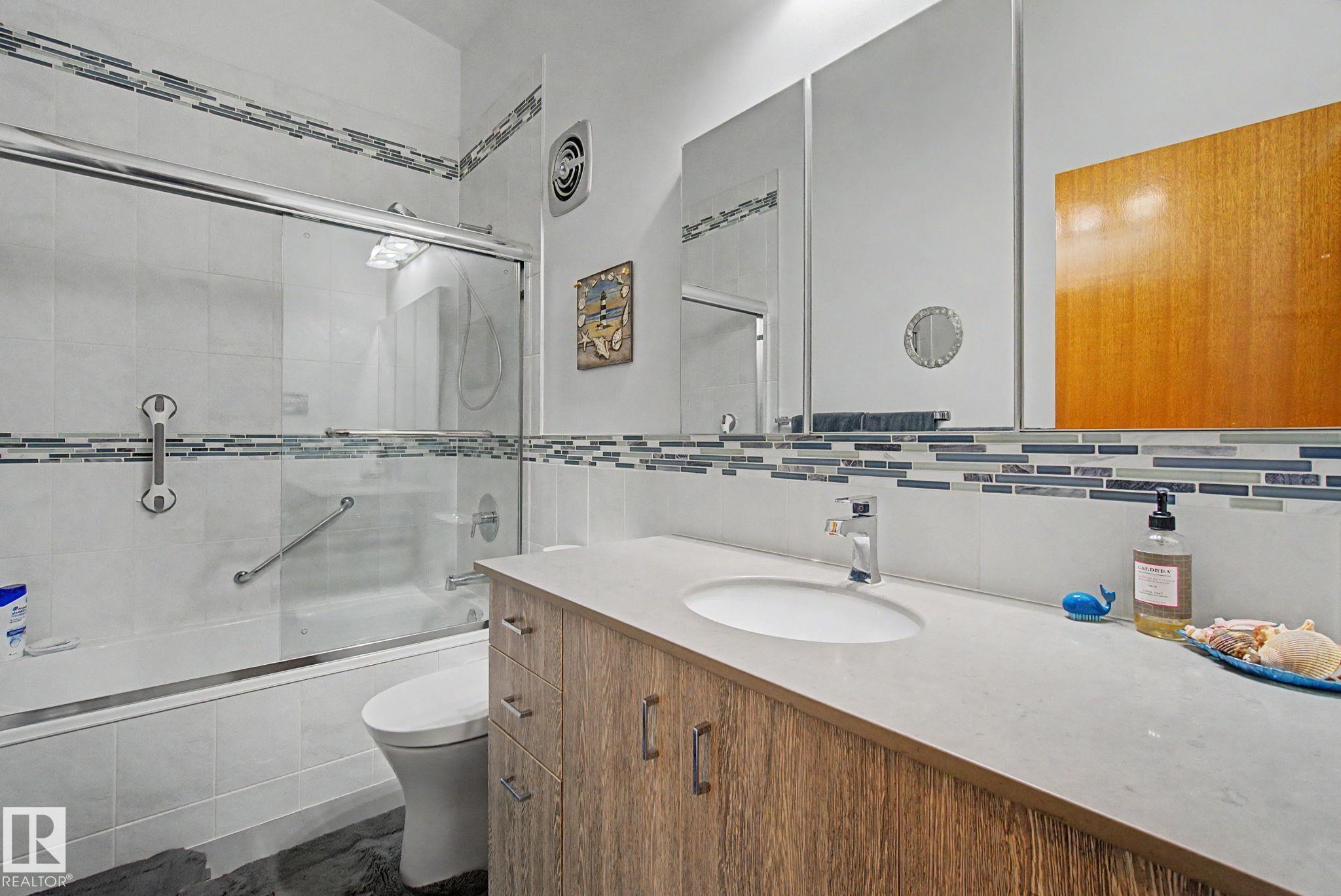 Photo 23 at 8706 162 Street NW, Meadowlark Park, Edmonton