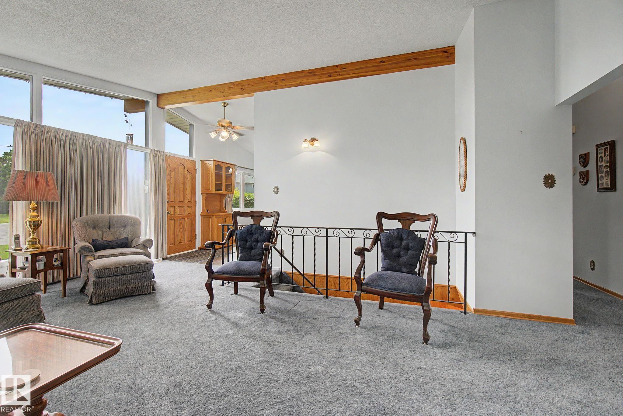 Photo 10 at 8706 162 Street NW, Meadowlark Park, Edmonton