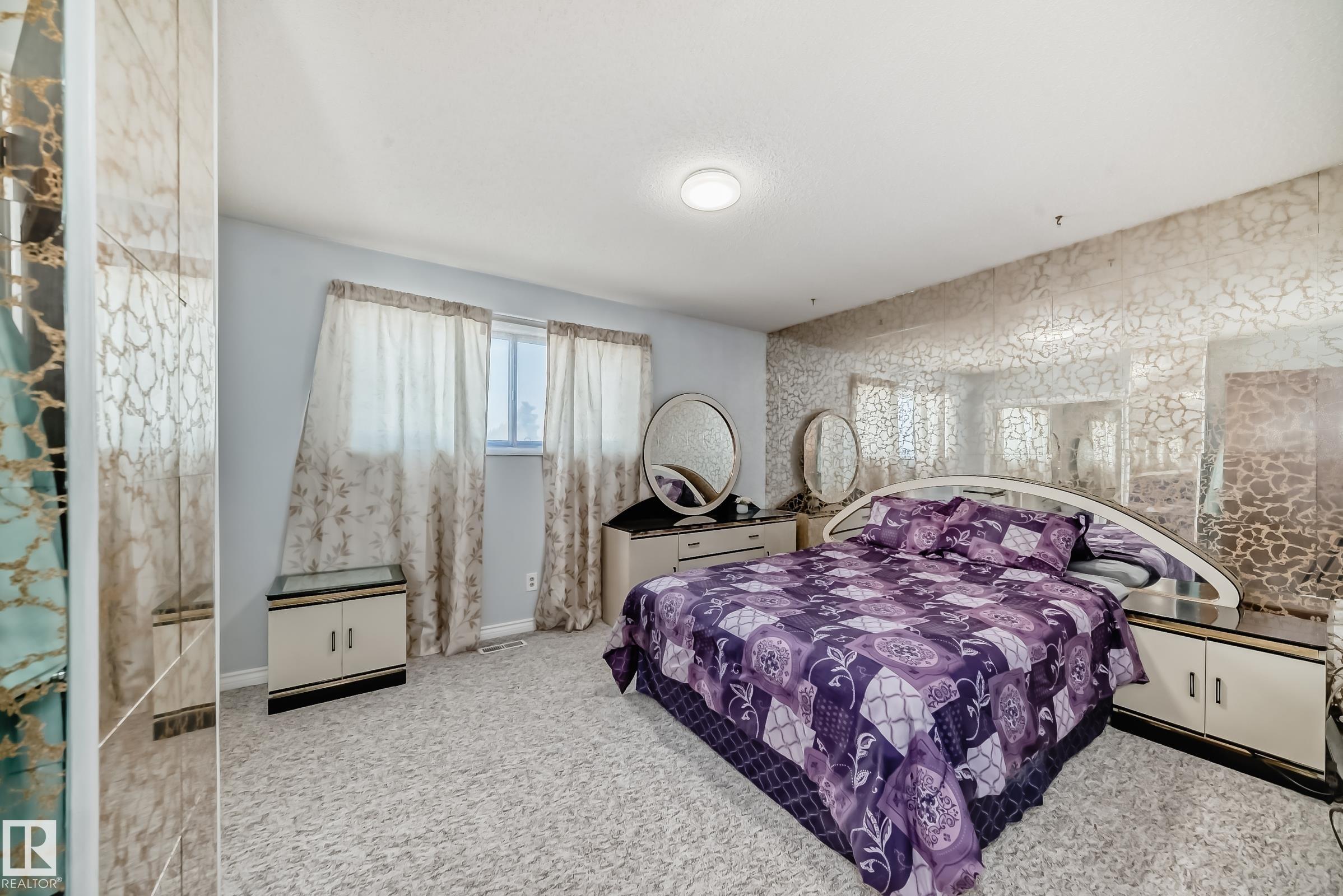 Photo 23 at 8311 150 Avenue NW, Evansdale, Edmonton