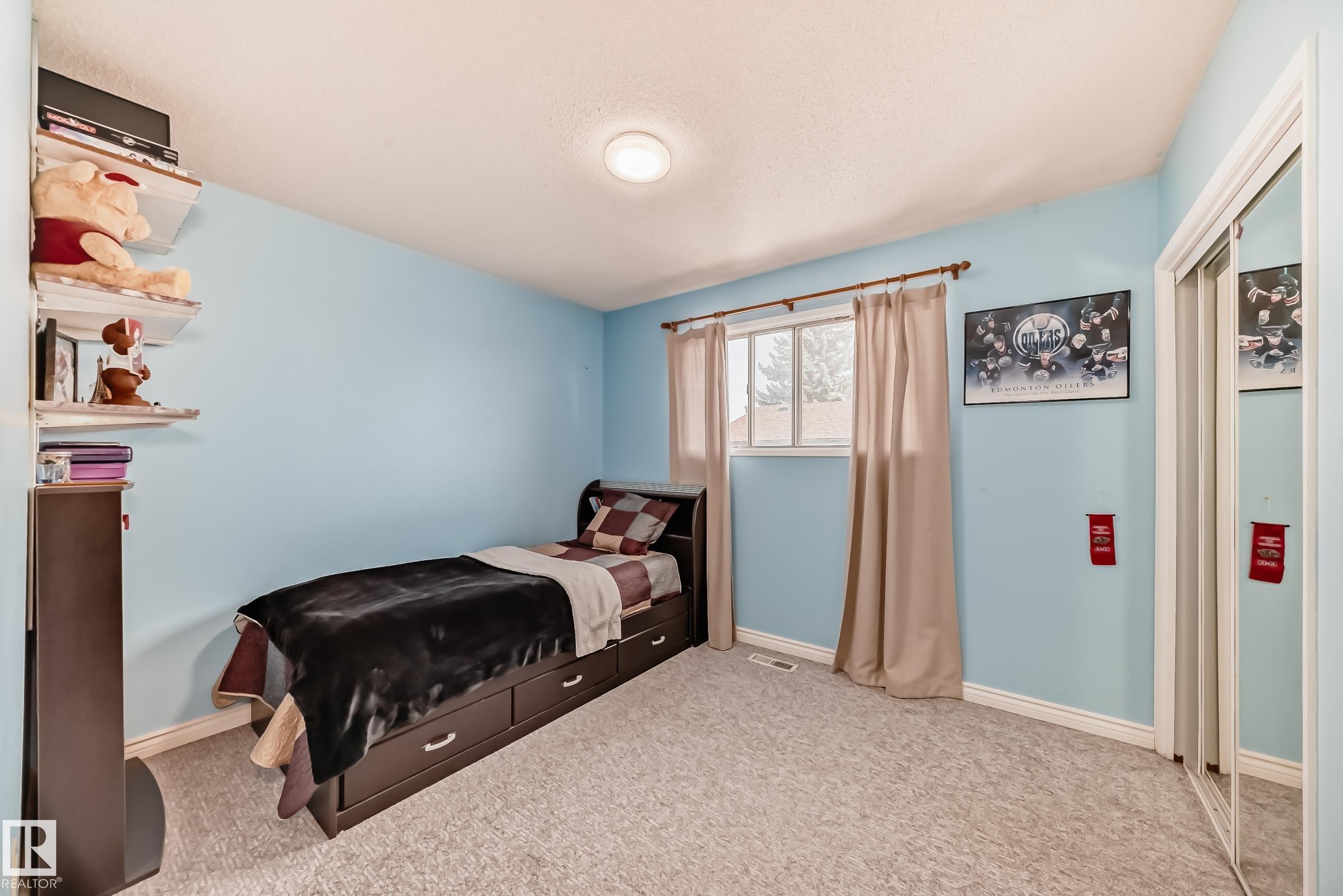 Photo 28 at 8311 150 Avenue NW, Evansdale, Edmonton