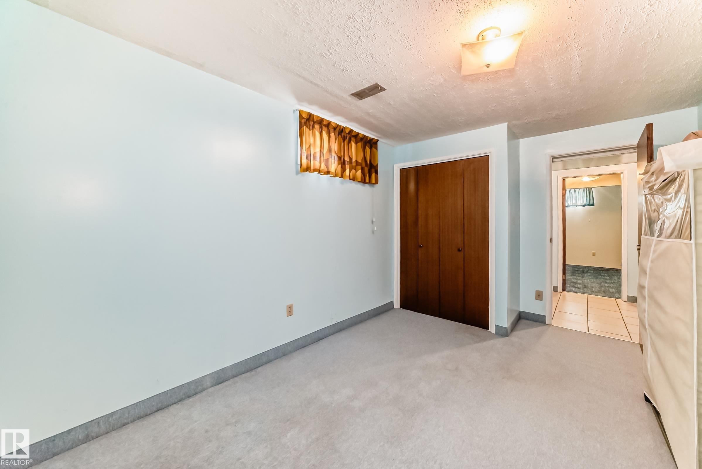 Photo 39 at 8311 150 Avenue NW, Evansdale, Edmonton