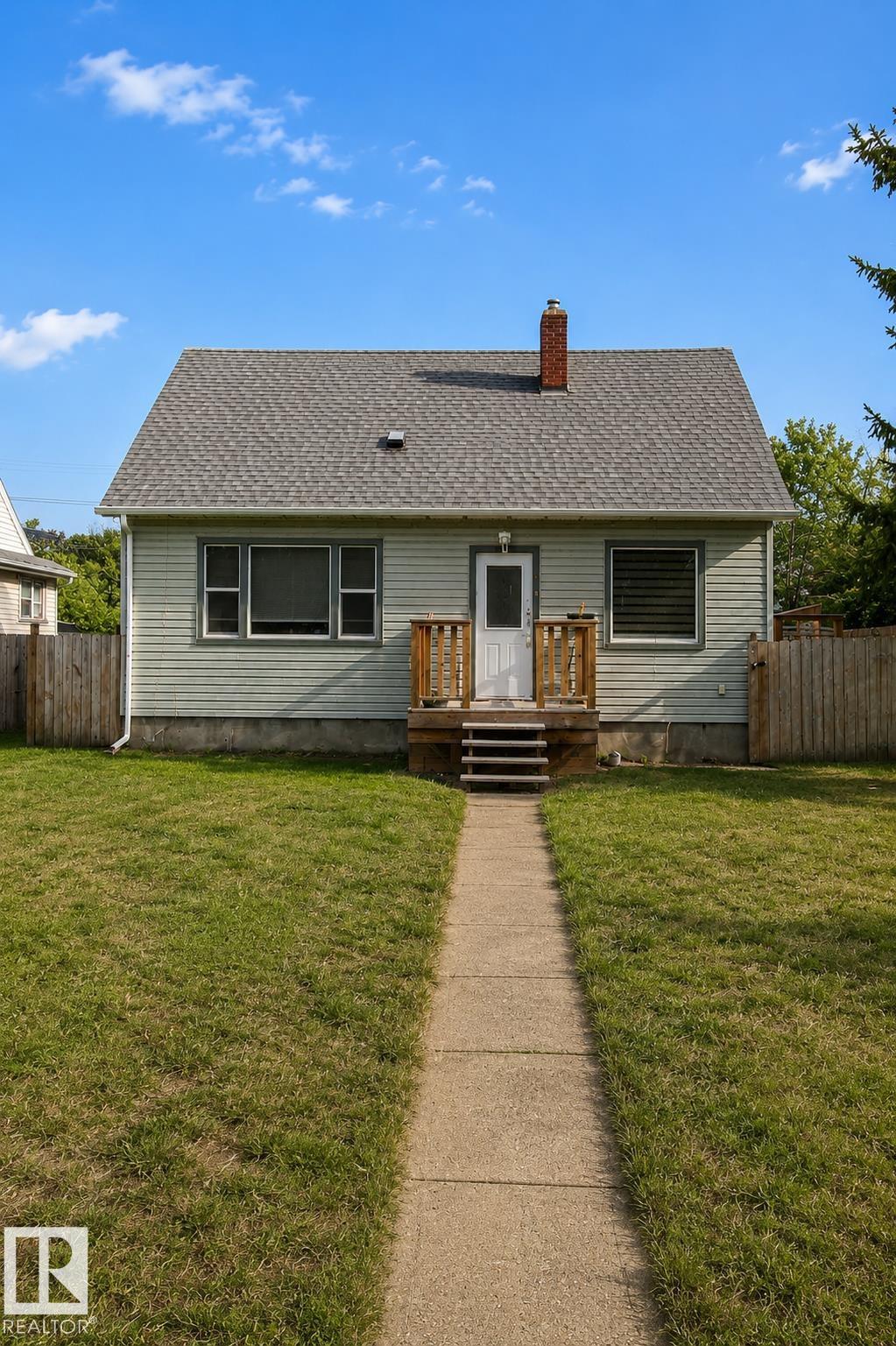 10815 112 Street NW, Queen Mary Park, Edmonton