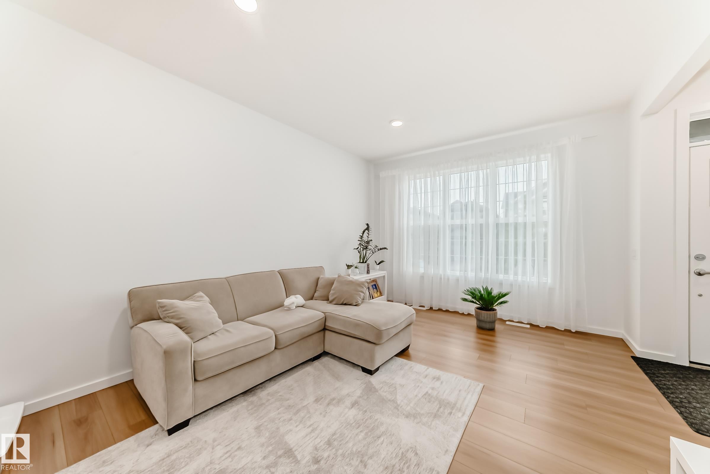 8129 226a Street NW, Rosenthal, Edmonton