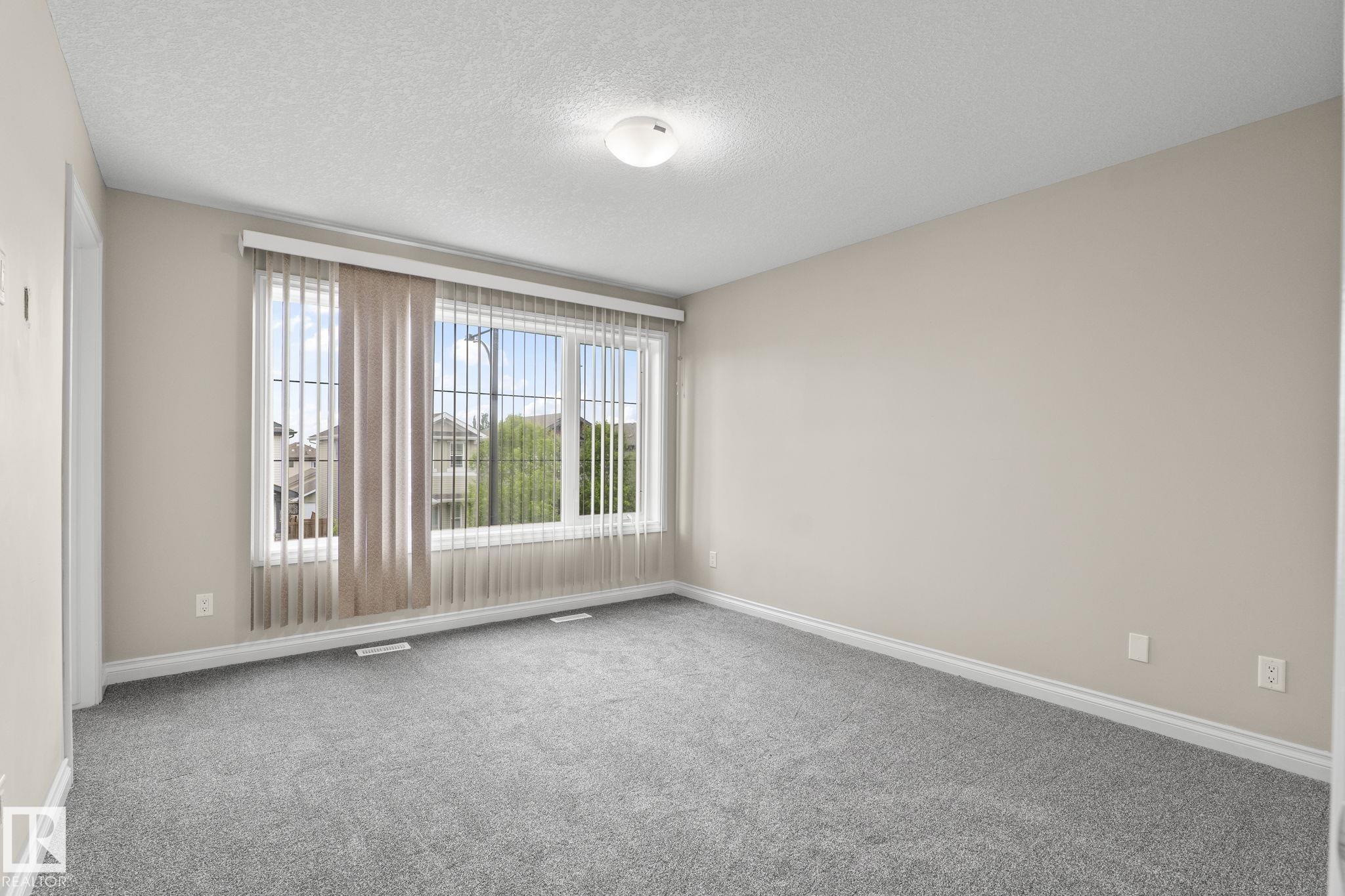 Photo 18 at 6927 Cardinal Wynd SW, Chappelle Area, Edmonton