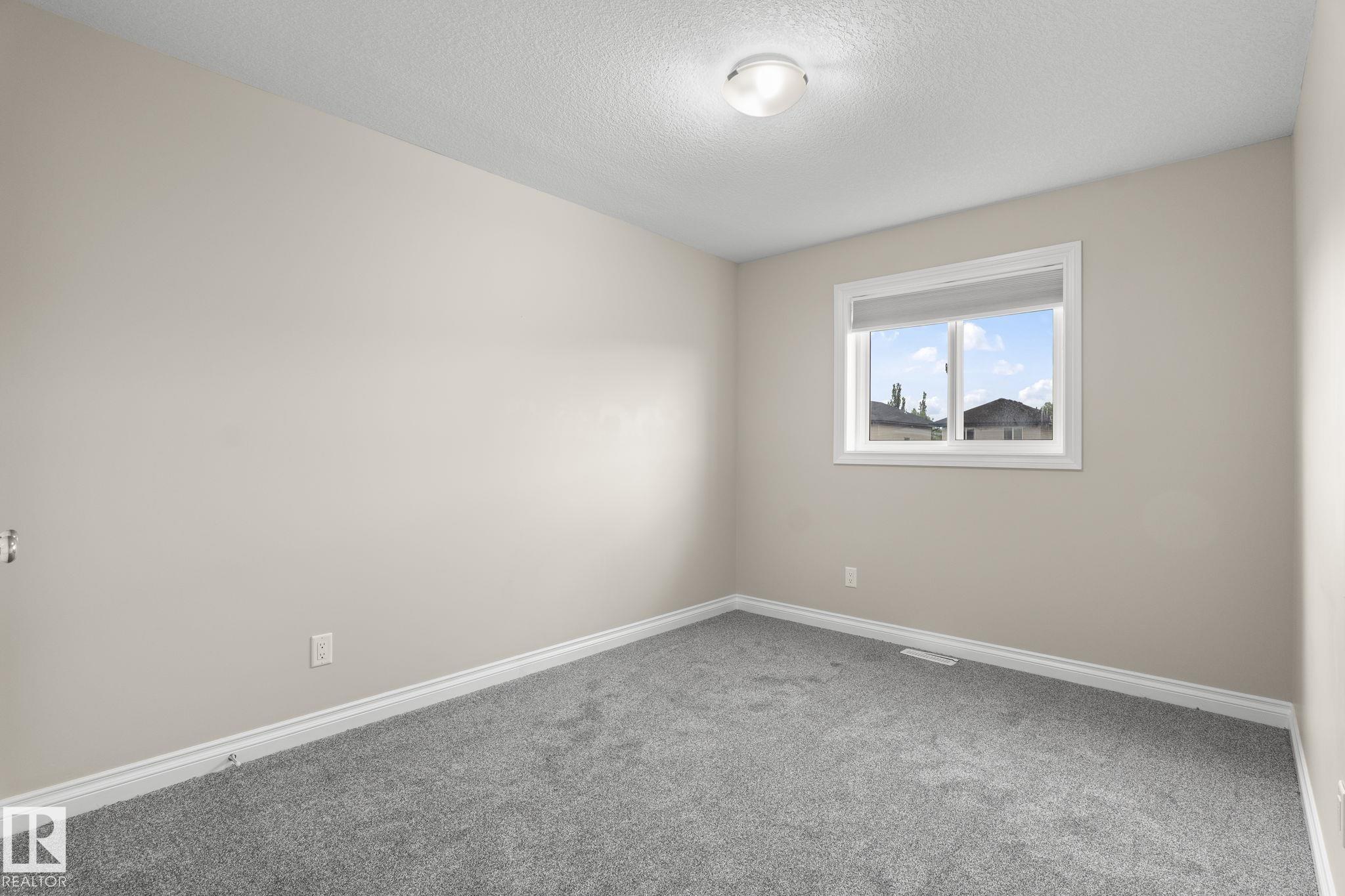 Photo 22 at 6927 Cardinal Wynd SW, Chappelle Area, Edmonton