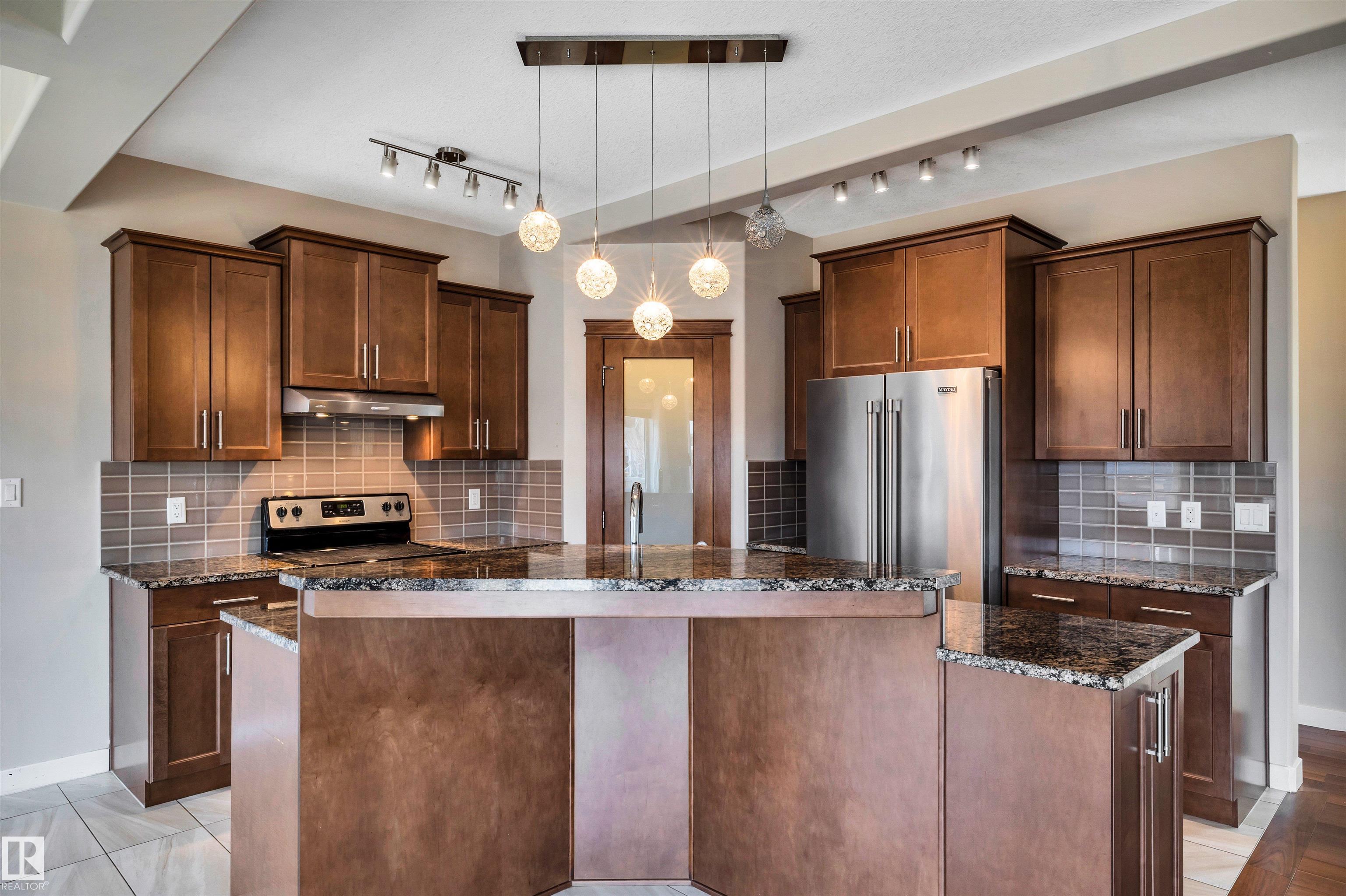 1461 Watt Drive SW, Walker, Edmonton