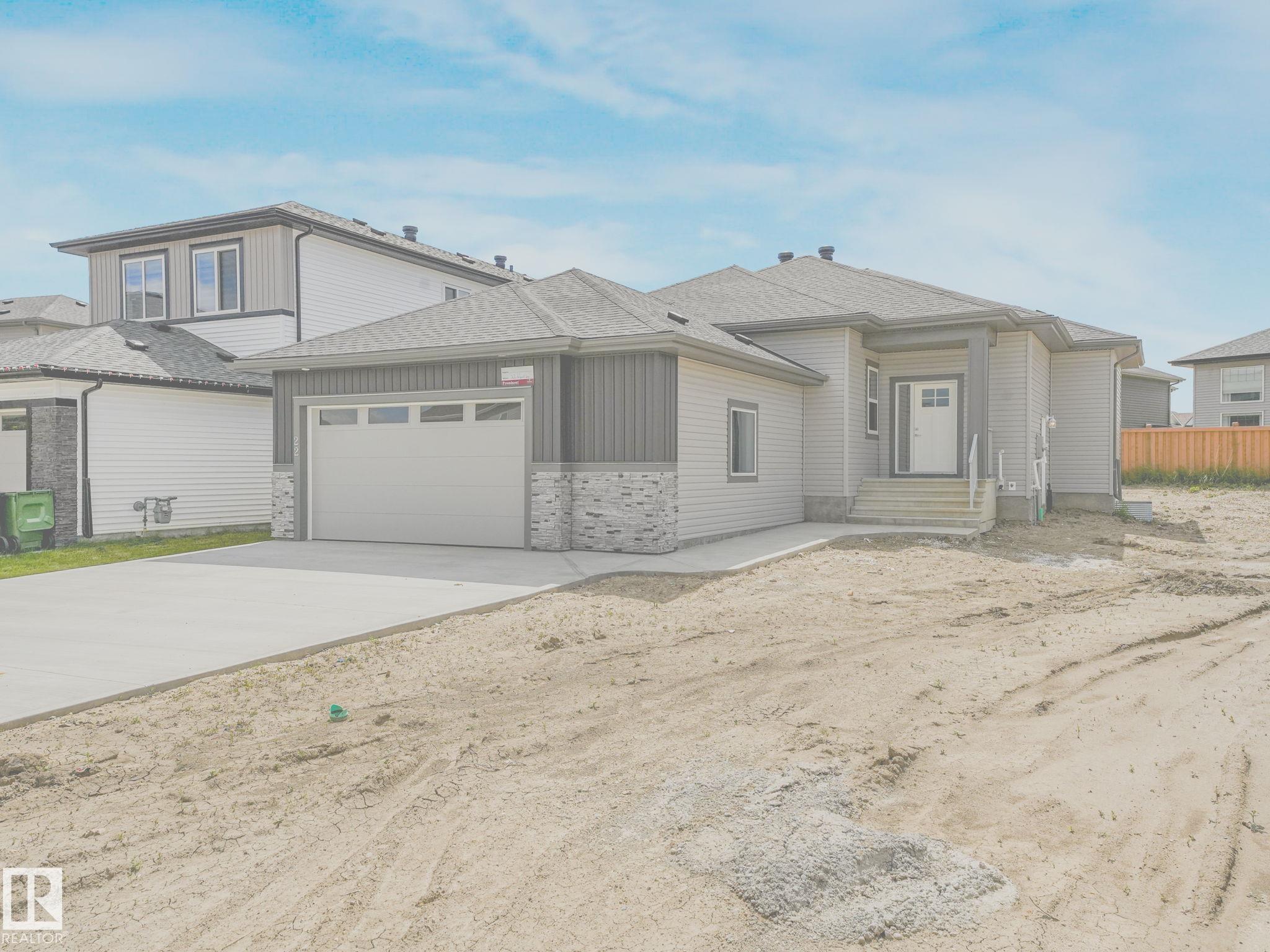 22 Dalquist Bay, Meadowview Park, Leduc