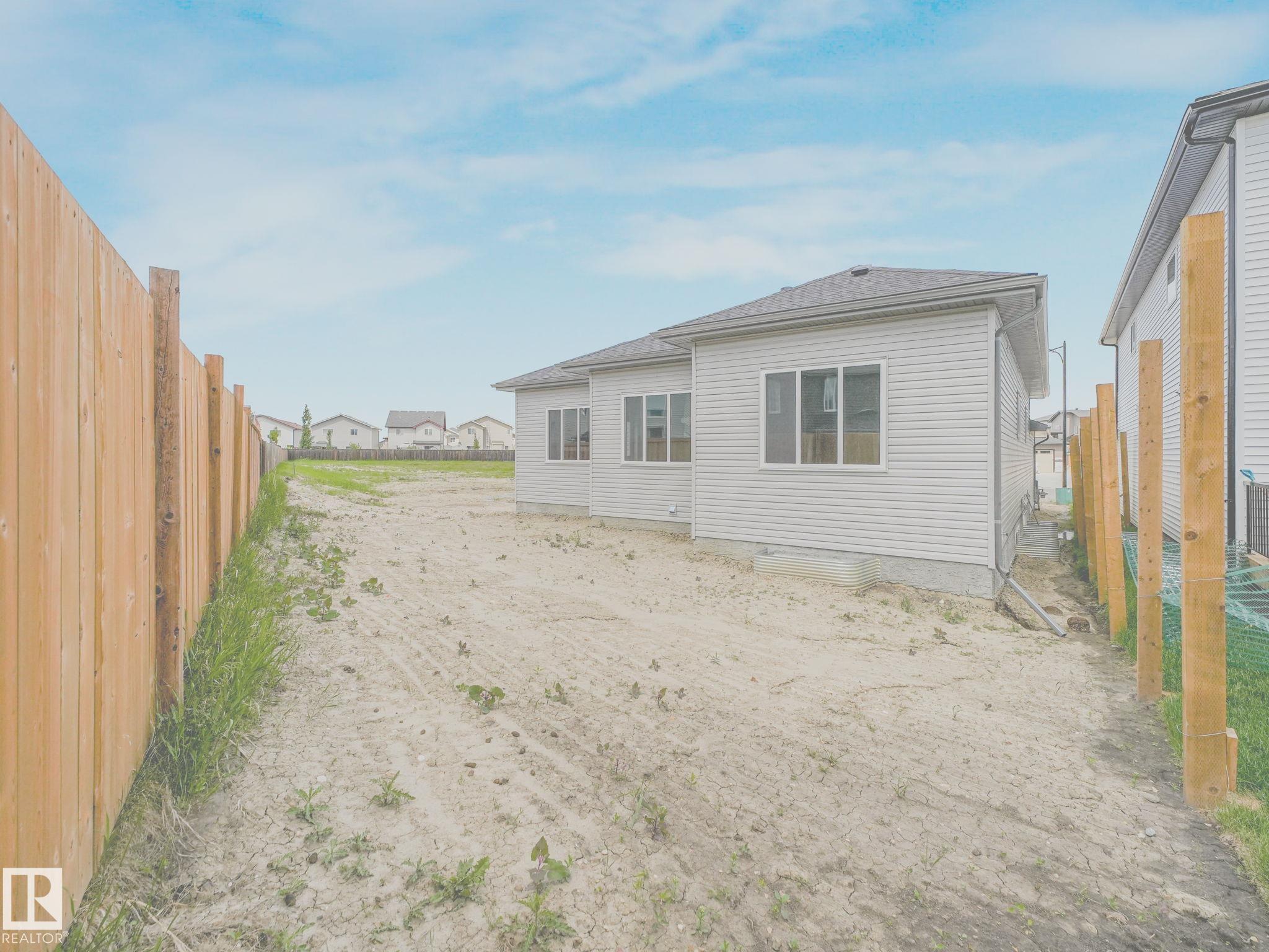 Photo 30 at 22 Dalquist Bay, Meadowview Park, Leduc