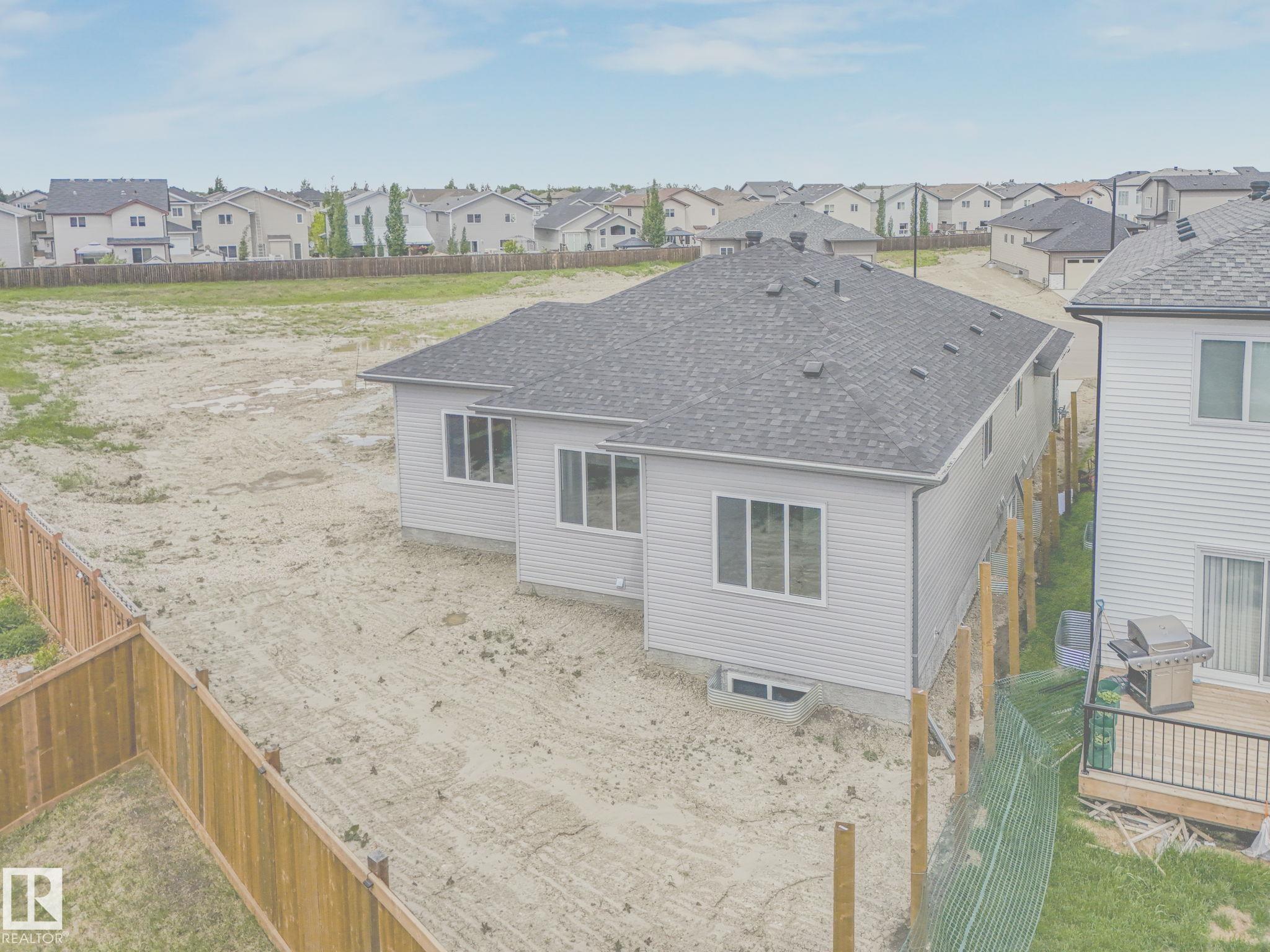 Photo 32 at 22 Dalquist Bay, Meadowview Park, Leduc