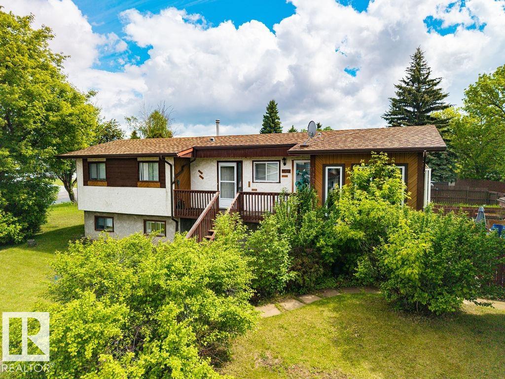 1309 56 Street NW, Sakaw, Edmonton