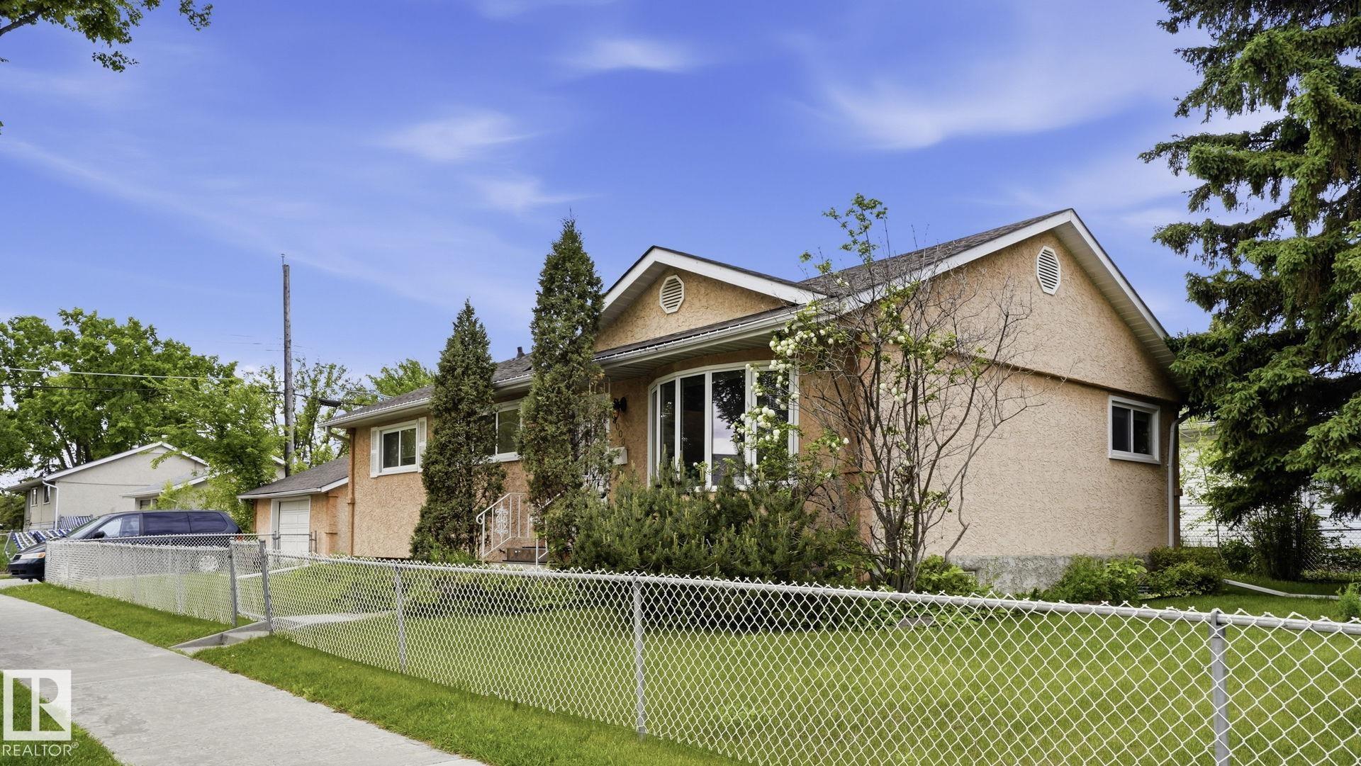 13008 105 Street NW, Lauderdale, Edmonton