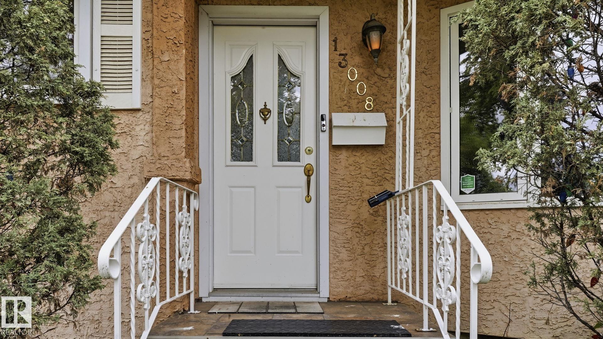 13008 105 Street NW, Lauderdale, Edmonton