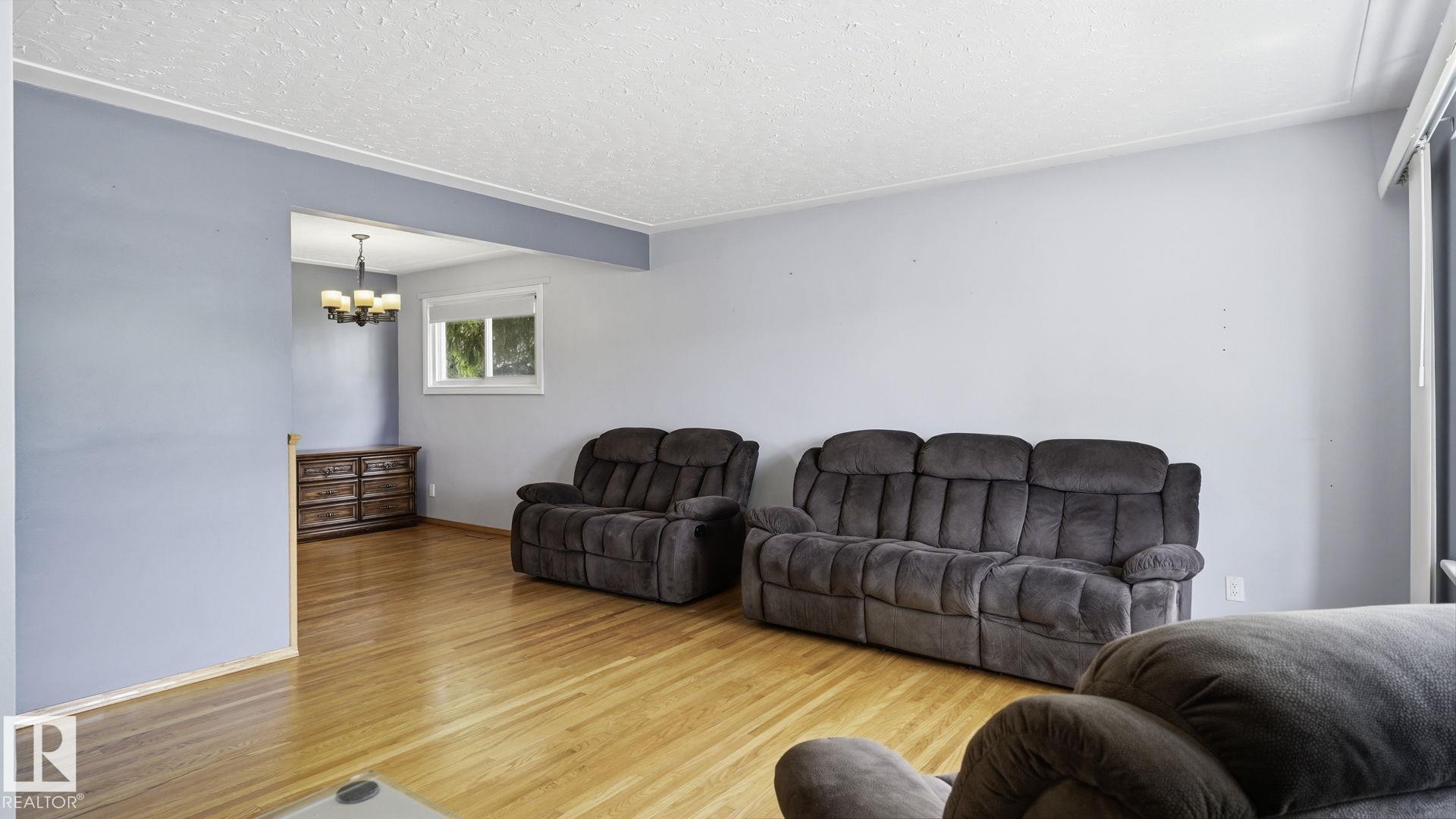 13008 105 Street NW, Lauderdale, Edmonton