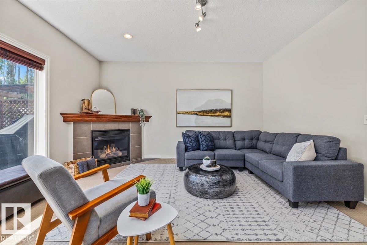 Photo 12 at 3056 Spence Wynd SW, Summerside, Edmonton