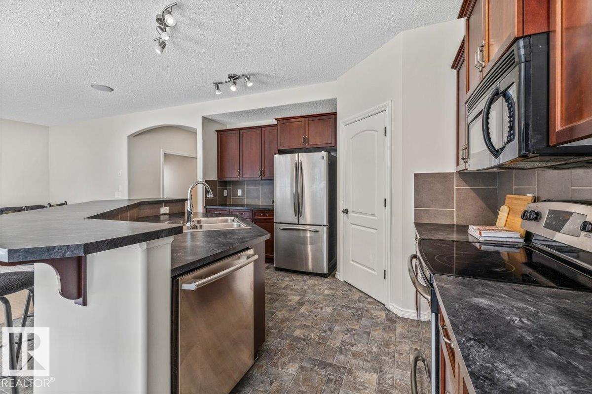 Photo 17 at 3056 Spence Wynd SW, Summerside, Edmonton