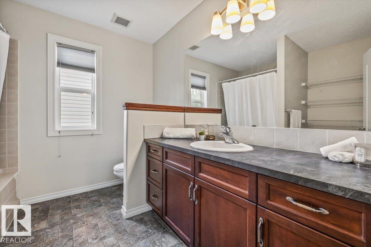 Photo 36 at 3056 Spence Wynd SW, Summerside, Edmonton