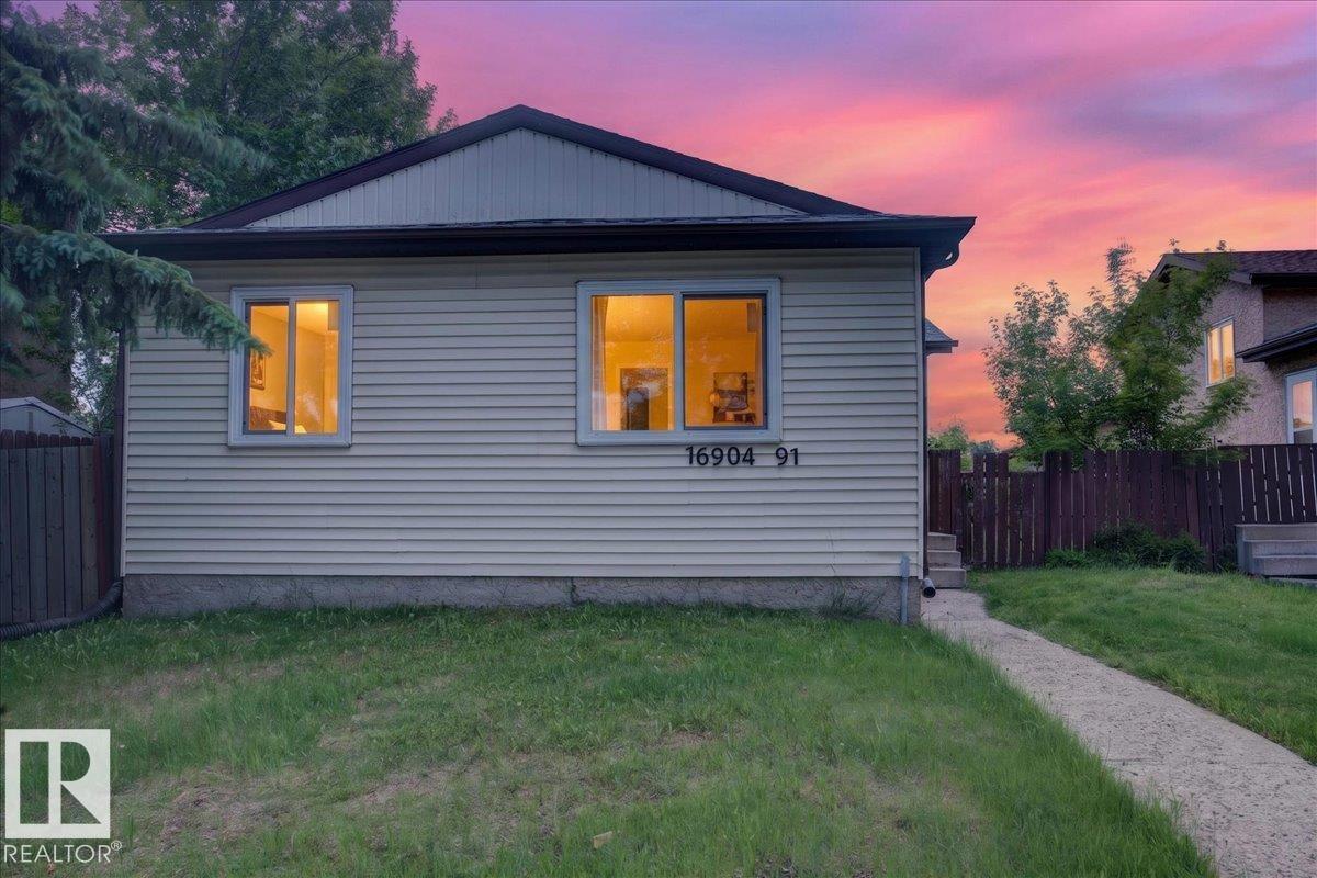 16904 91 Street NW, Lago Lindo, Edmonton