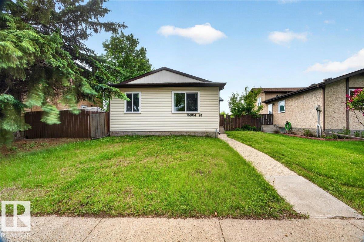 16904 91 Street NW, Lago Lindo, Edmonton