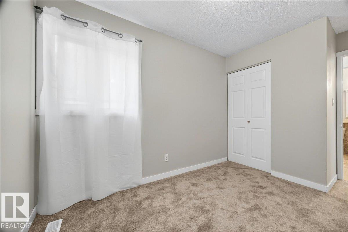 Photo 23 at 16904 91 Street NW, Lago Lindo, Edmonton