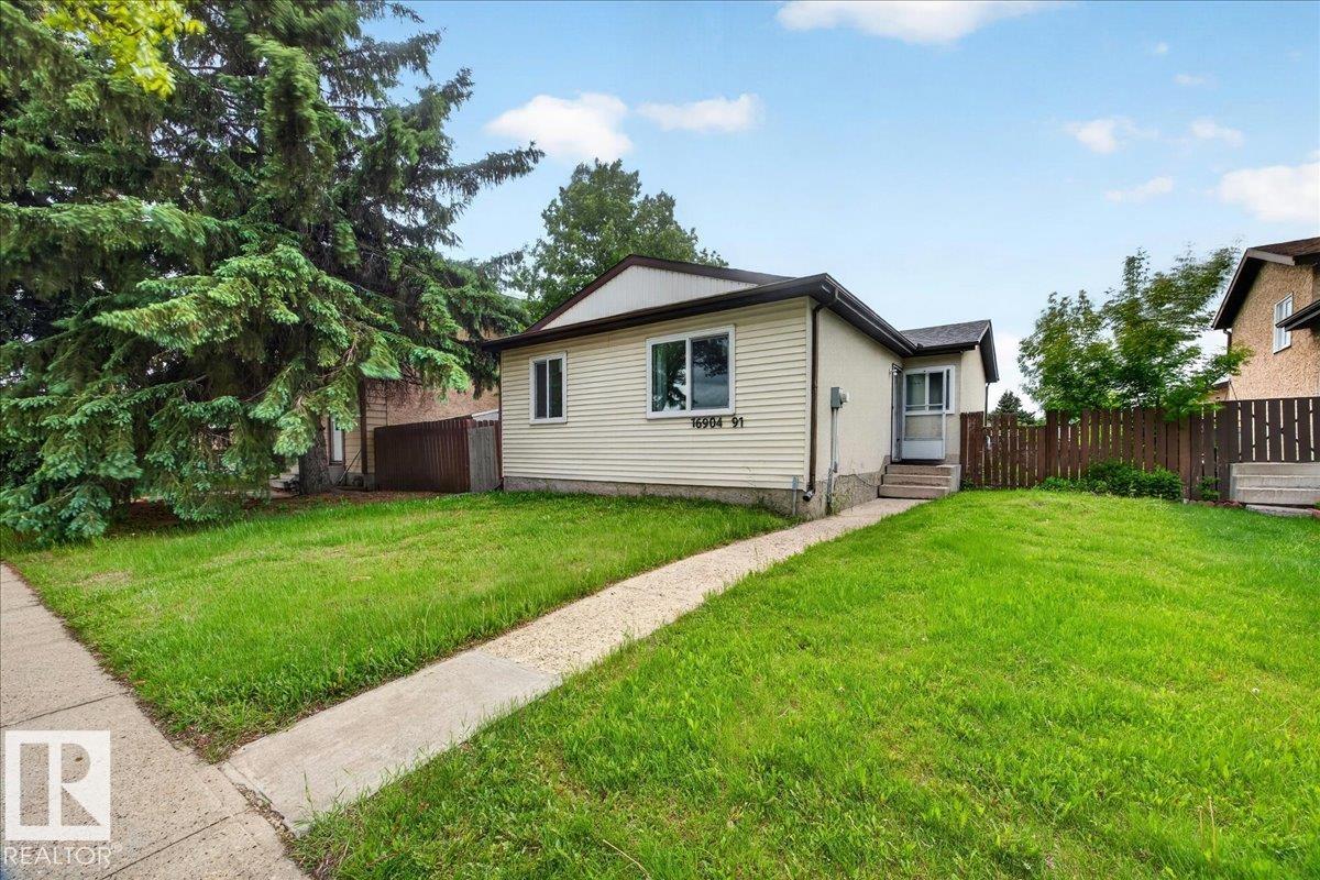 16904 91 Street NW, Lago Lindo, Edmonton