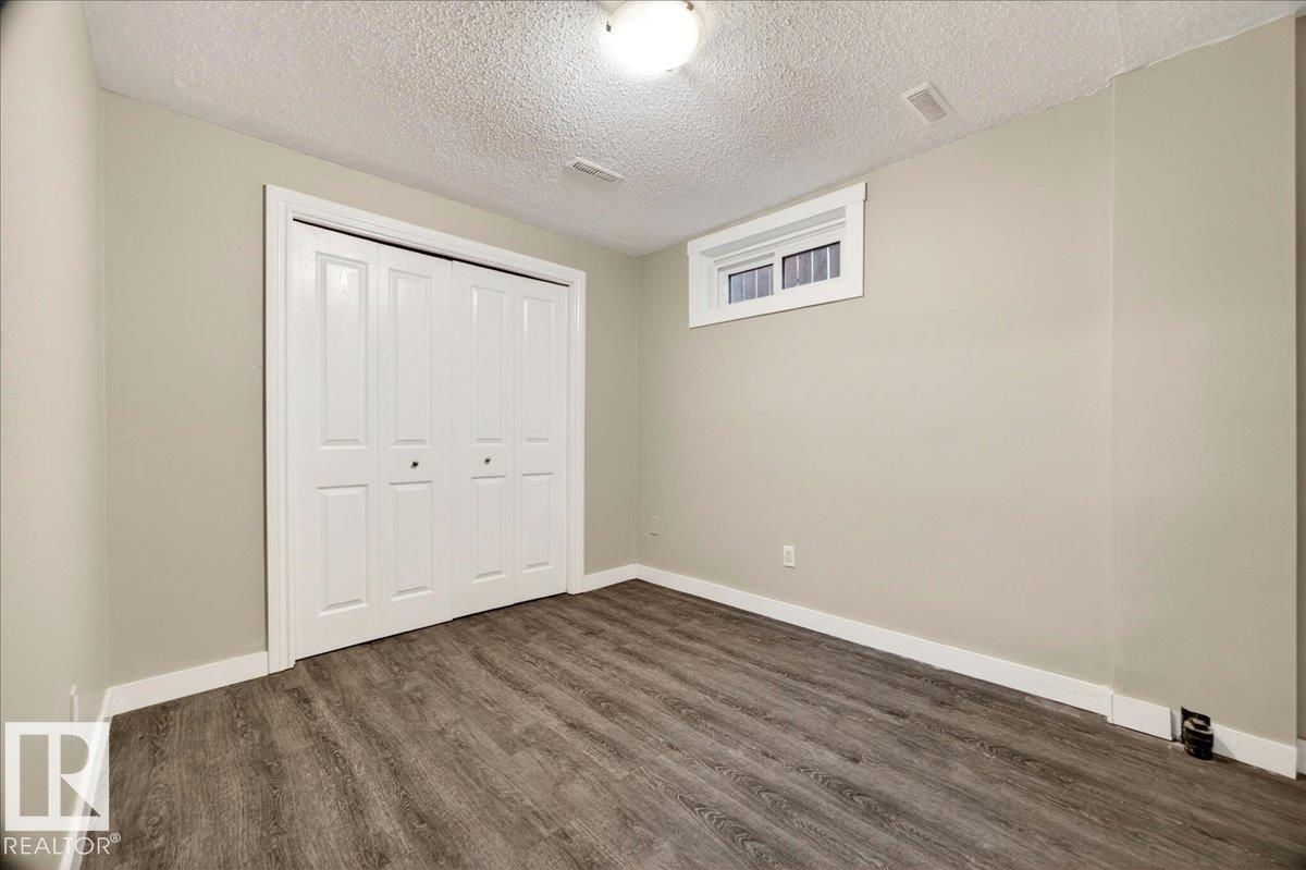Photo 42 at 16904 91 Street NW, Lago Lindo, Edmonton
