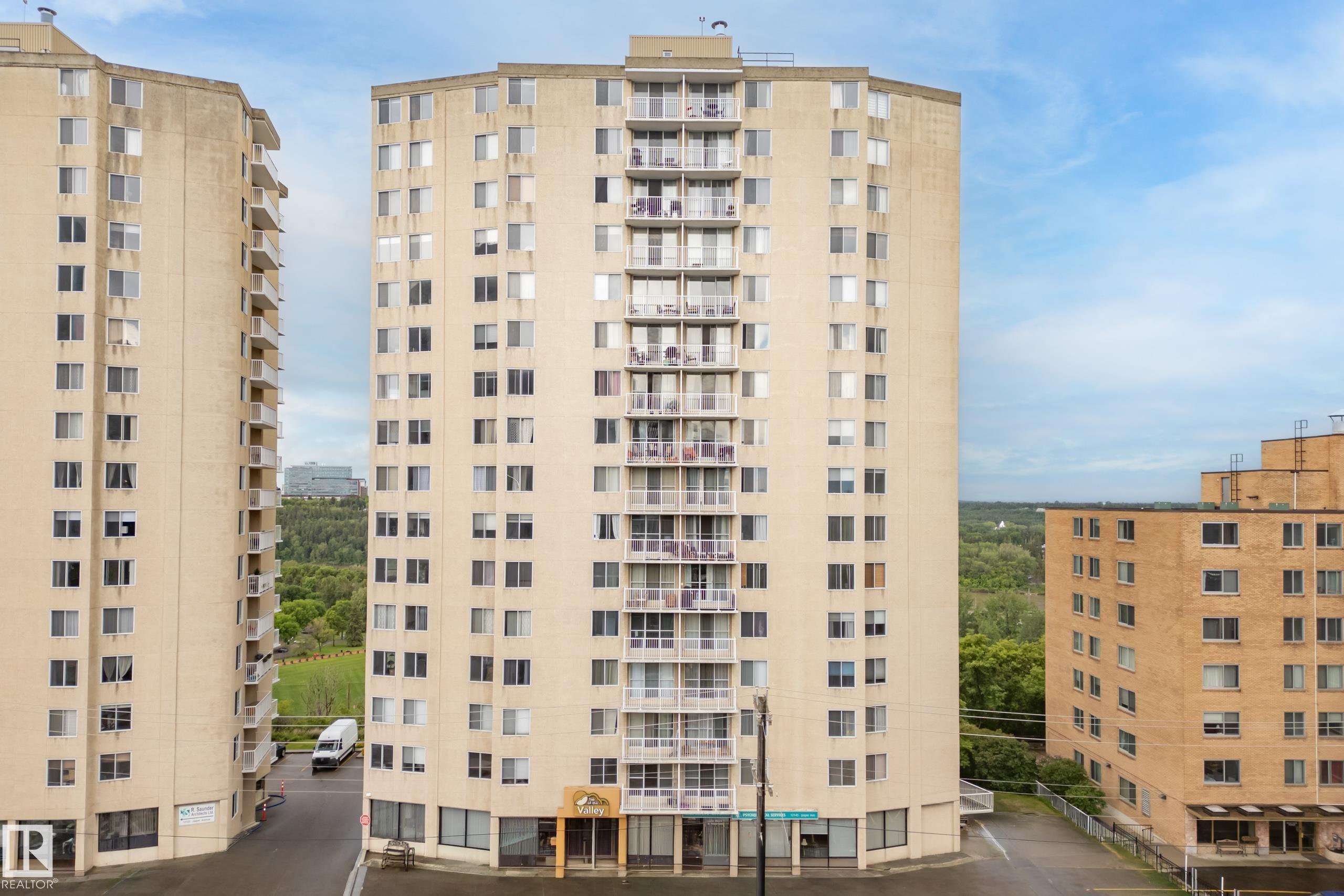 906 - 12141 Jasper Avenue NW, Wîhkwêntôwin, Edmonton