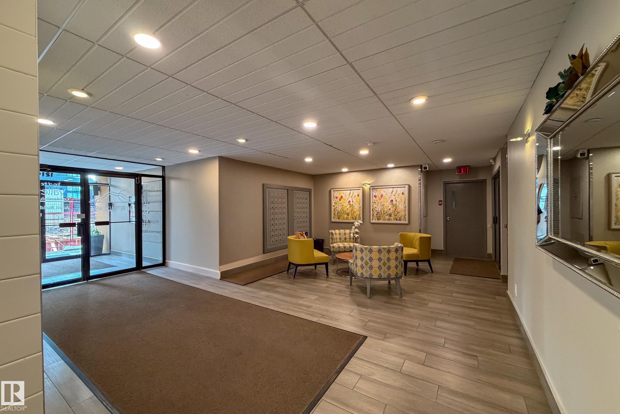906 - 12141 Jasper Avenue NW, Wîhkwêntôwin, Edmonton