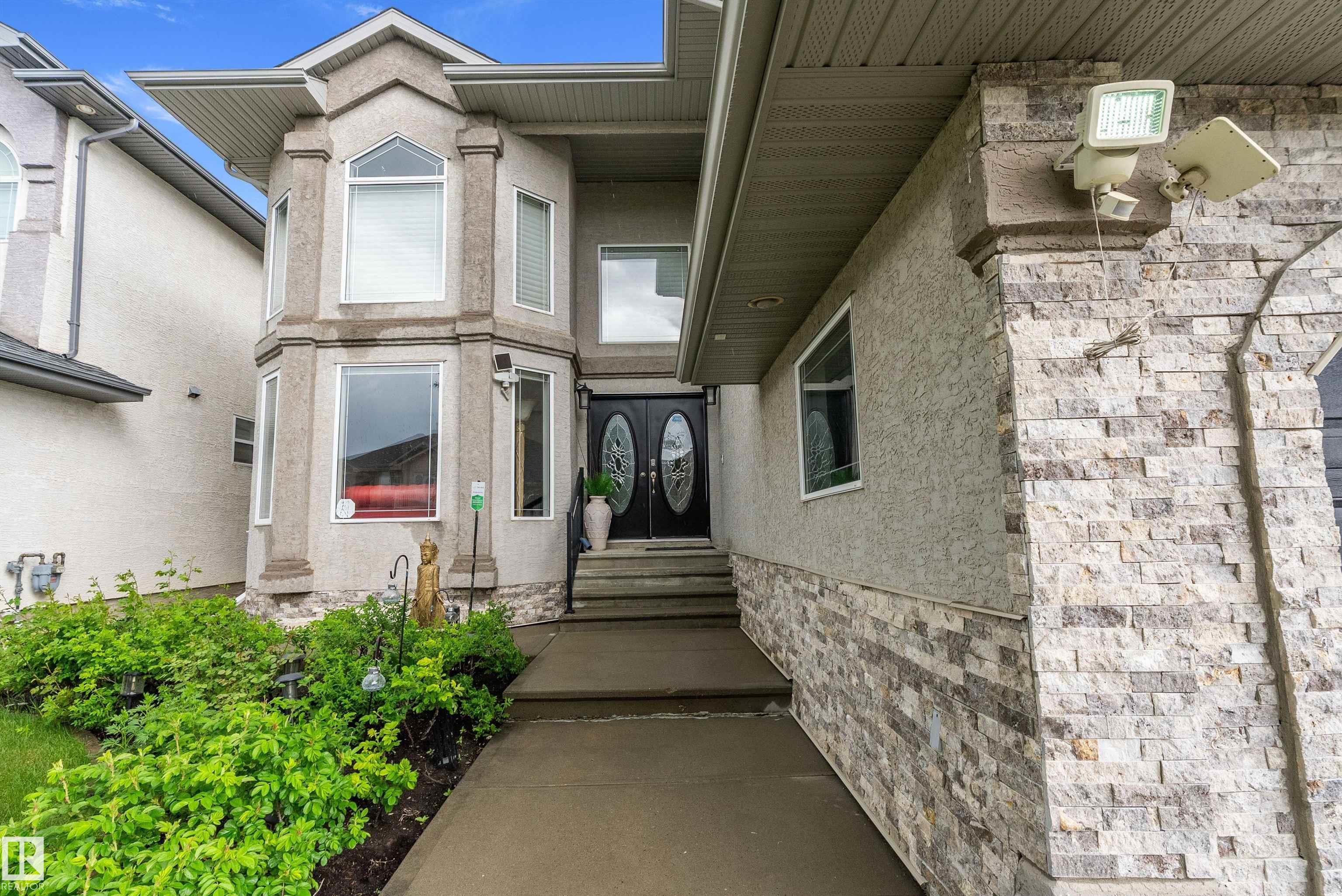 1115 68 Street SW, Summerside, Edmonton