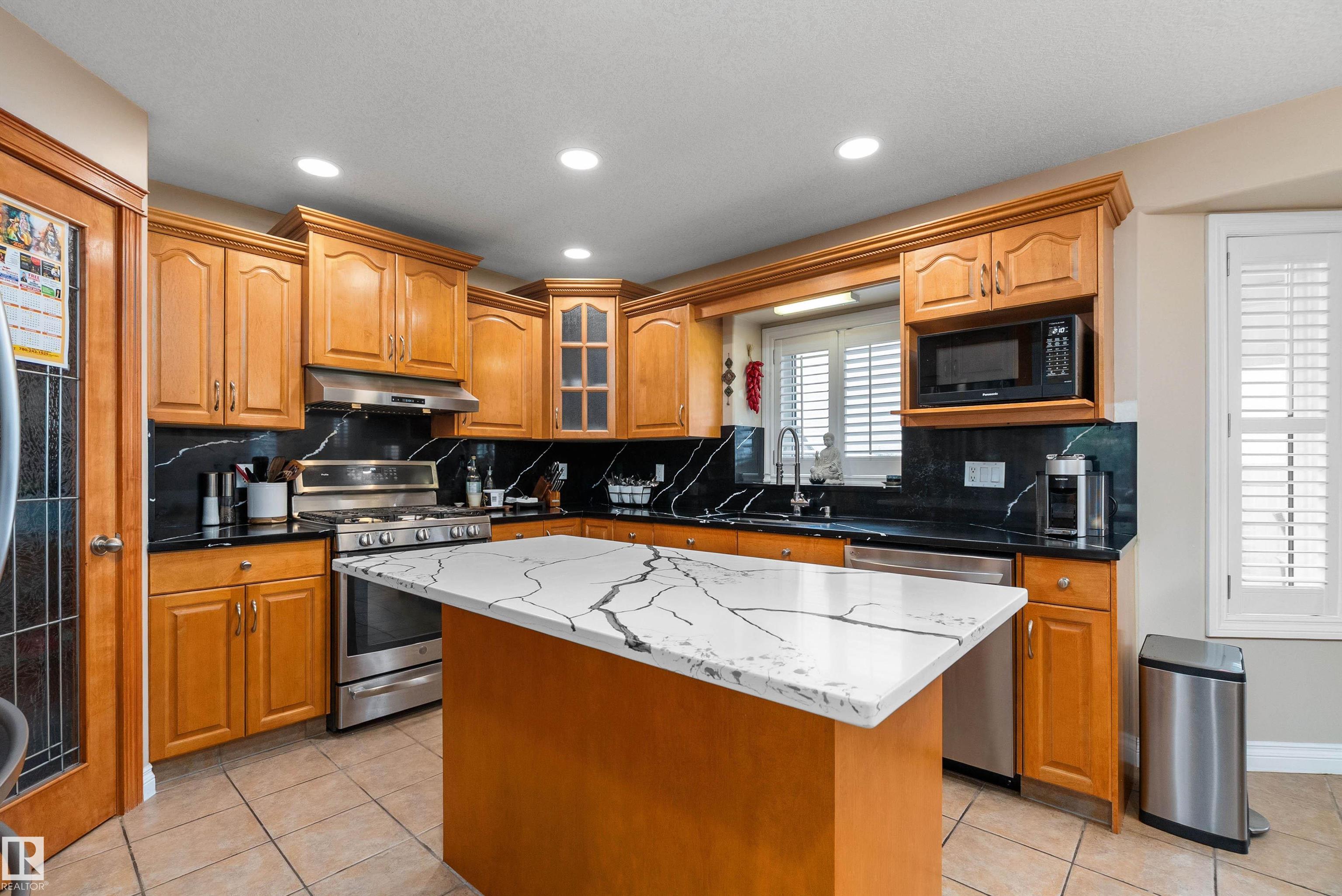 Photo 22 at 1115 68 Street SW, Summerside, Edmonton