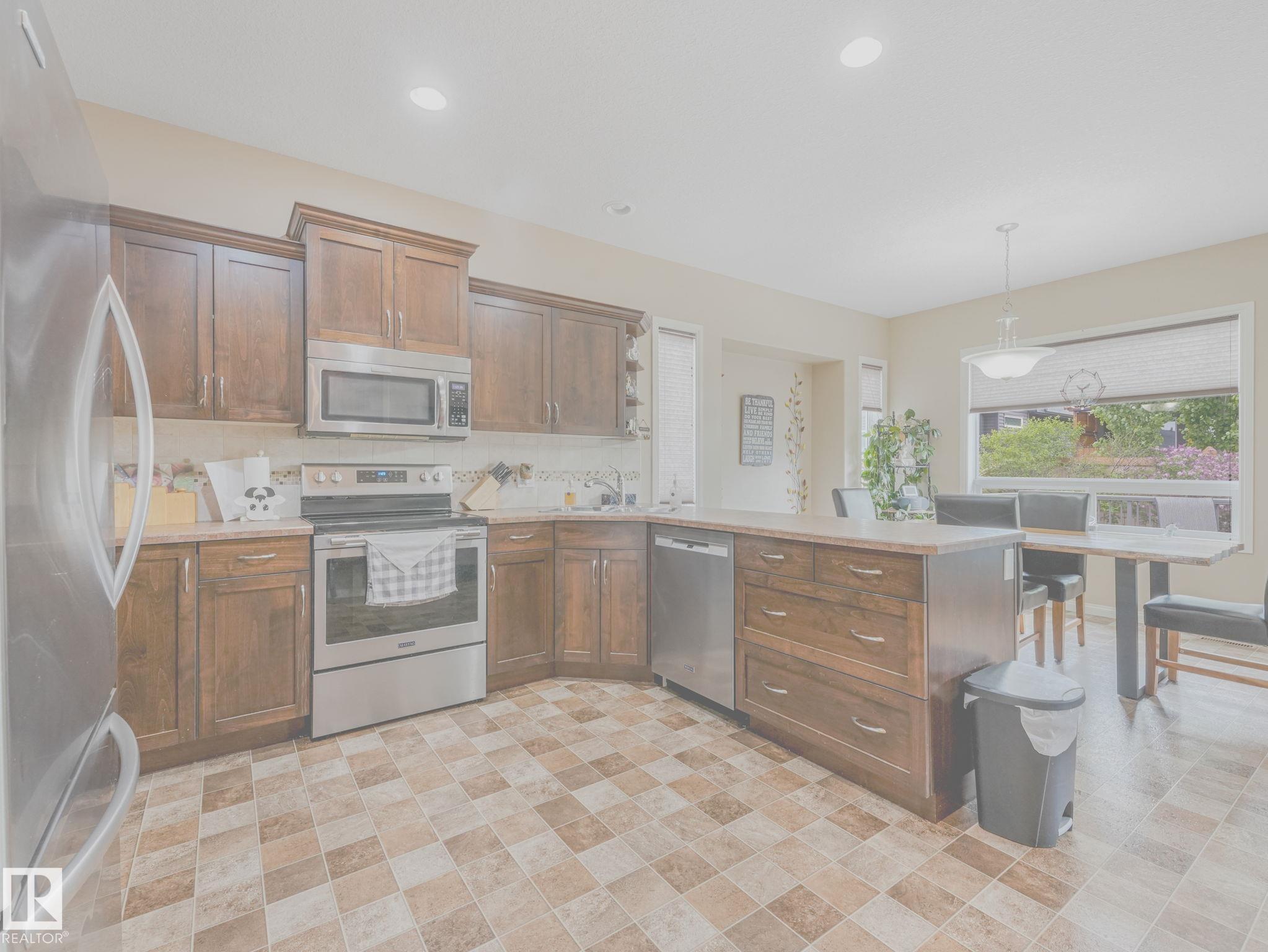 Photo 14 at 16 Wade Avenue, Windrose, Leduc