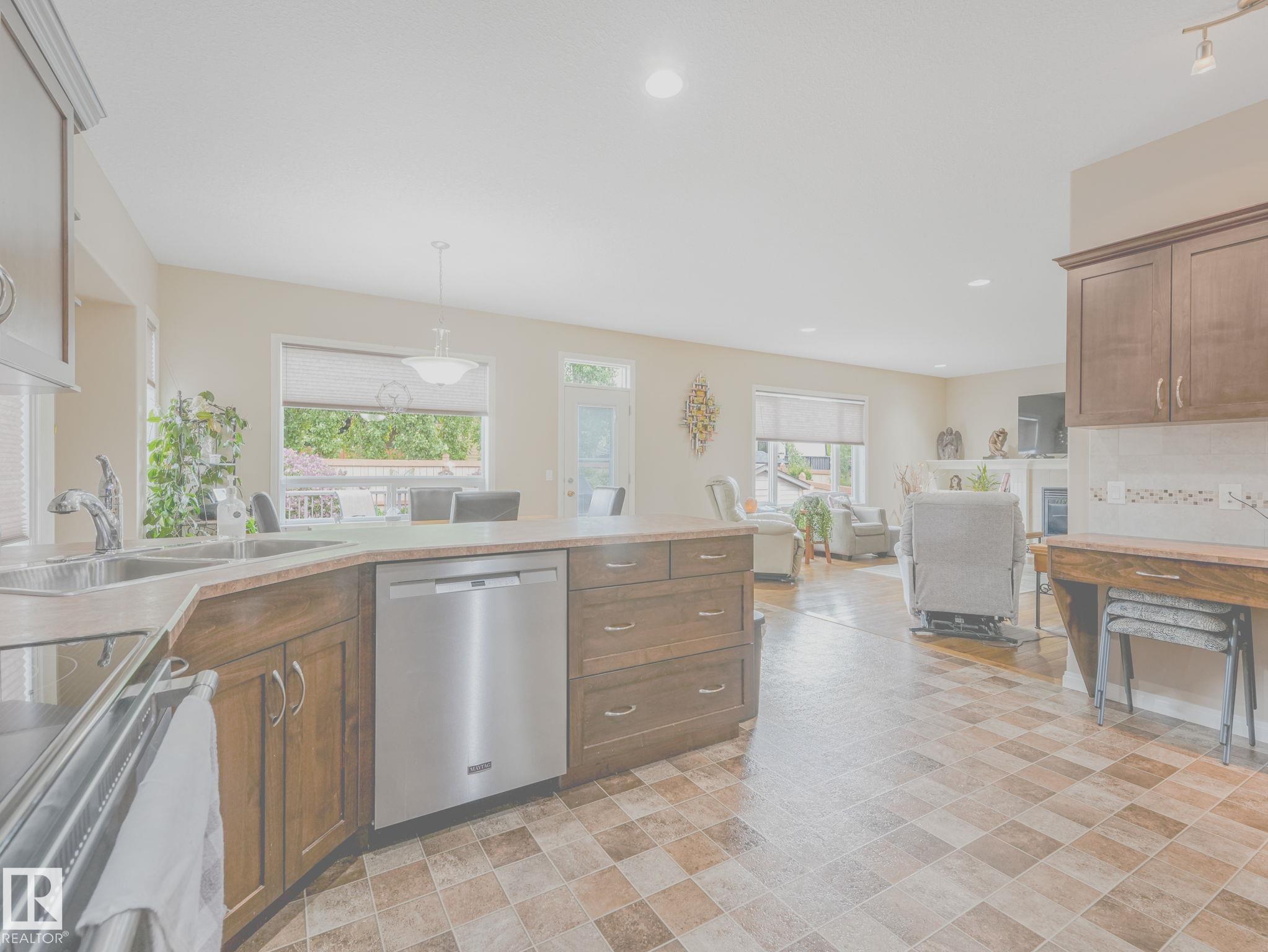 Photo 17 at 16 Wade Avenue, Windrose, Leduc
