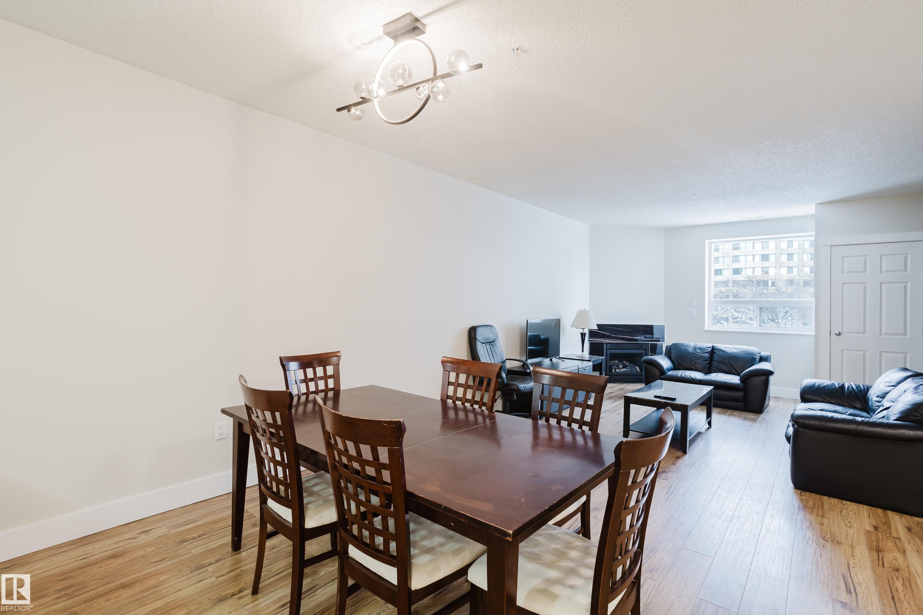 Photo 17 at 9919 105 Street NW, Downtown, Edmonton