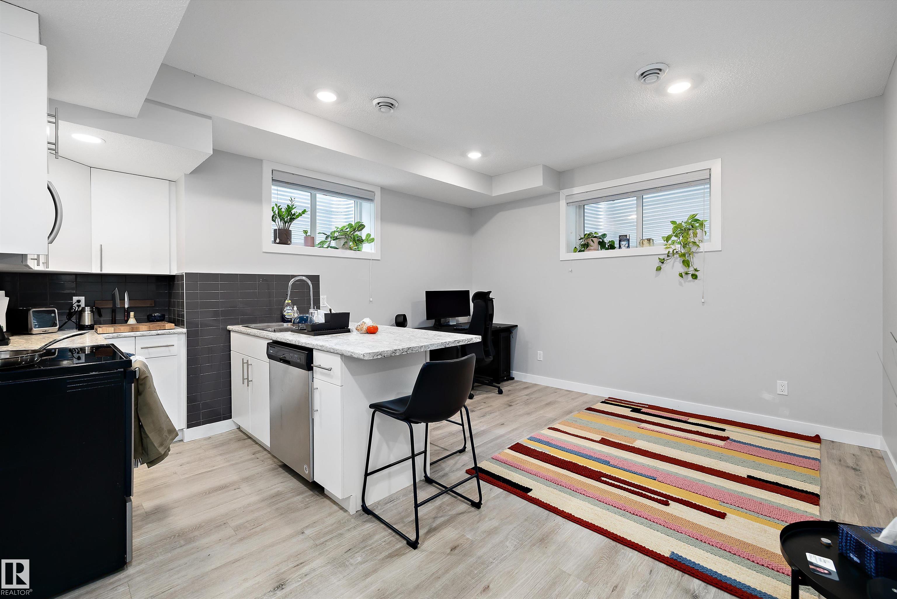 Photo 31 at 7419 106 Street NW, Queen Alexandra, Edmonton
