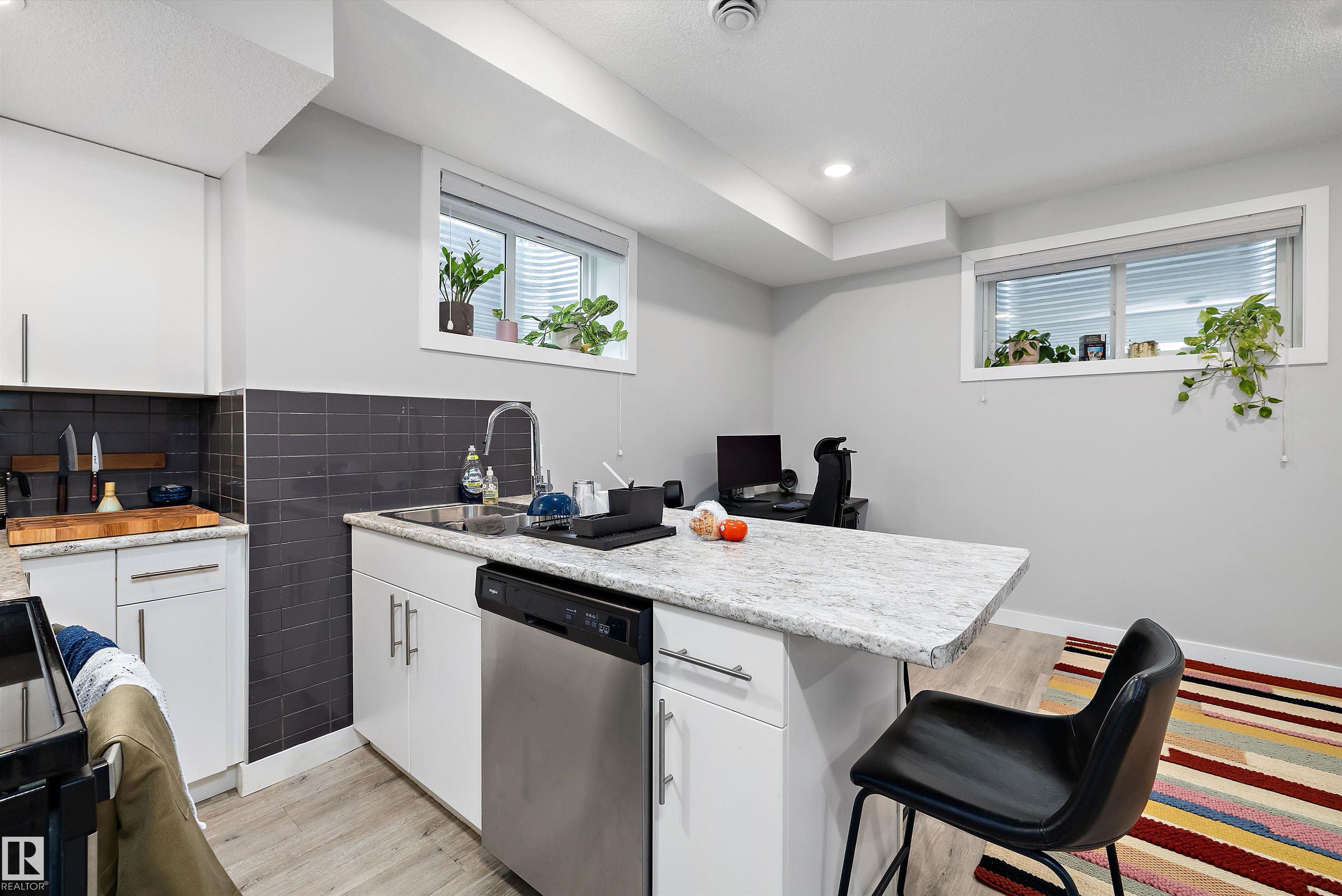 Photo 36 at 7419 106 Street NW, Queen Alexandra, Edmonton