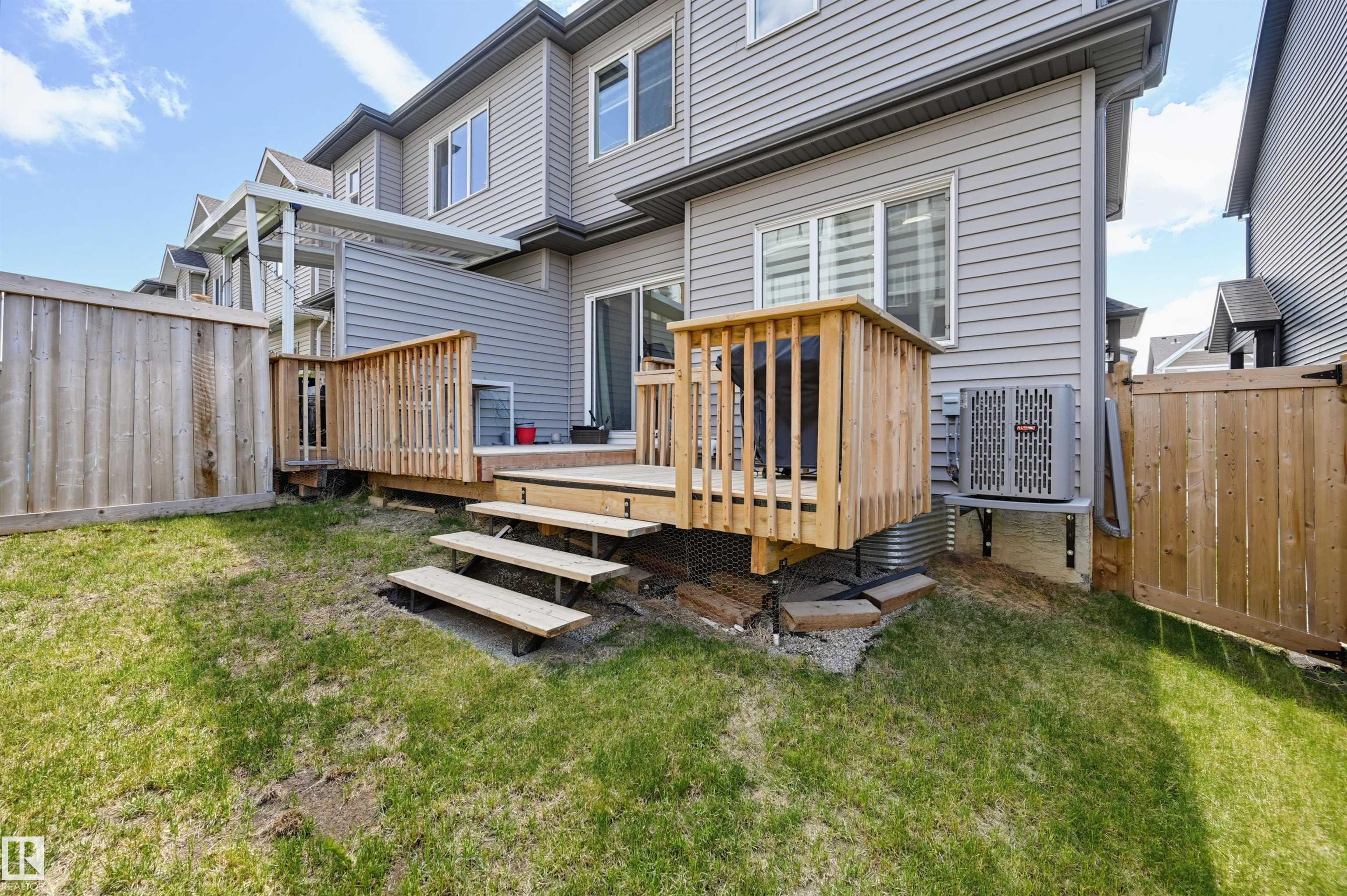 Photo 16 at 918 Daniels Loop SW, Desrochers Area, Edmonton
