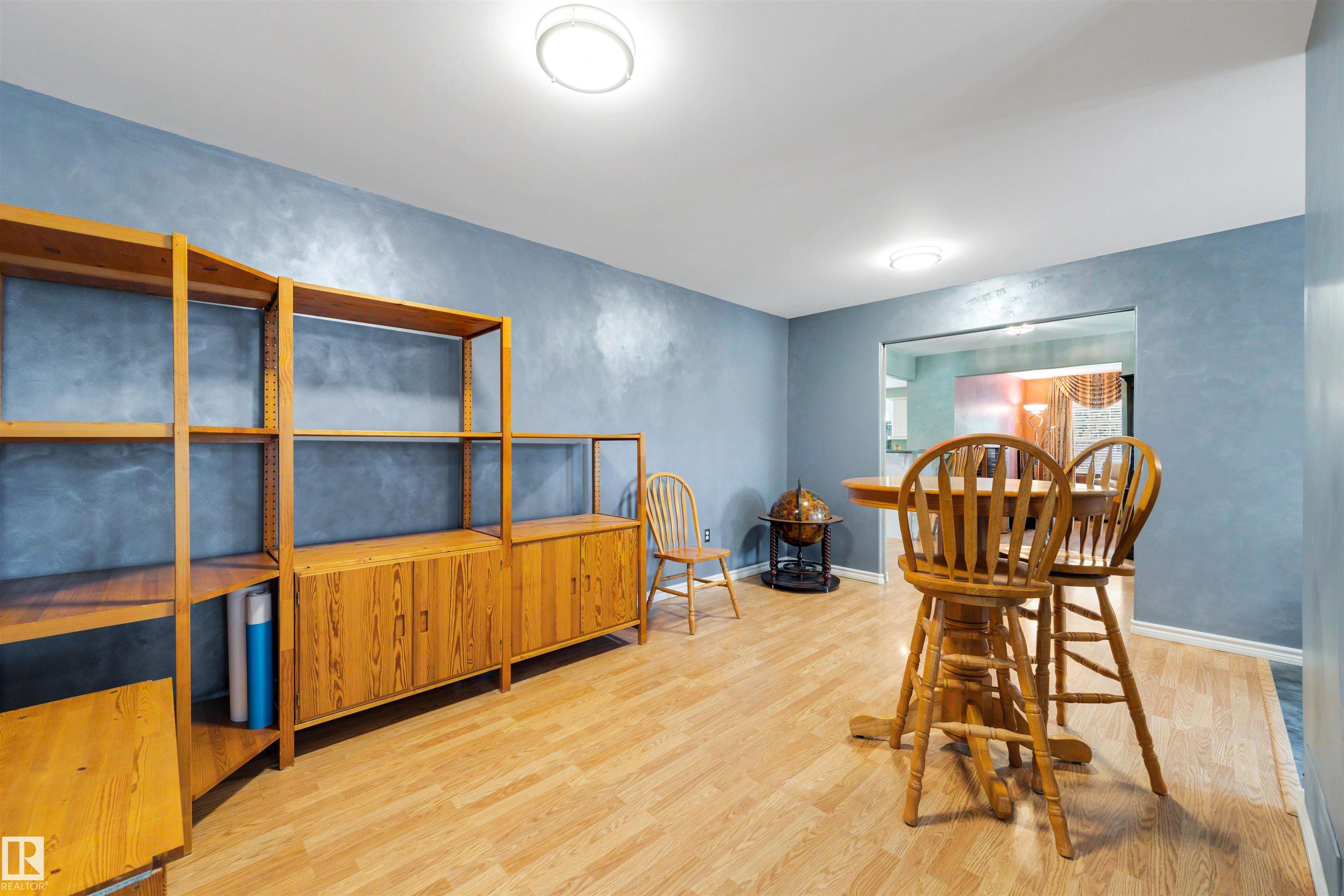 Photo 11 at 15310 108 Avenue NW, High Park, Edmonton