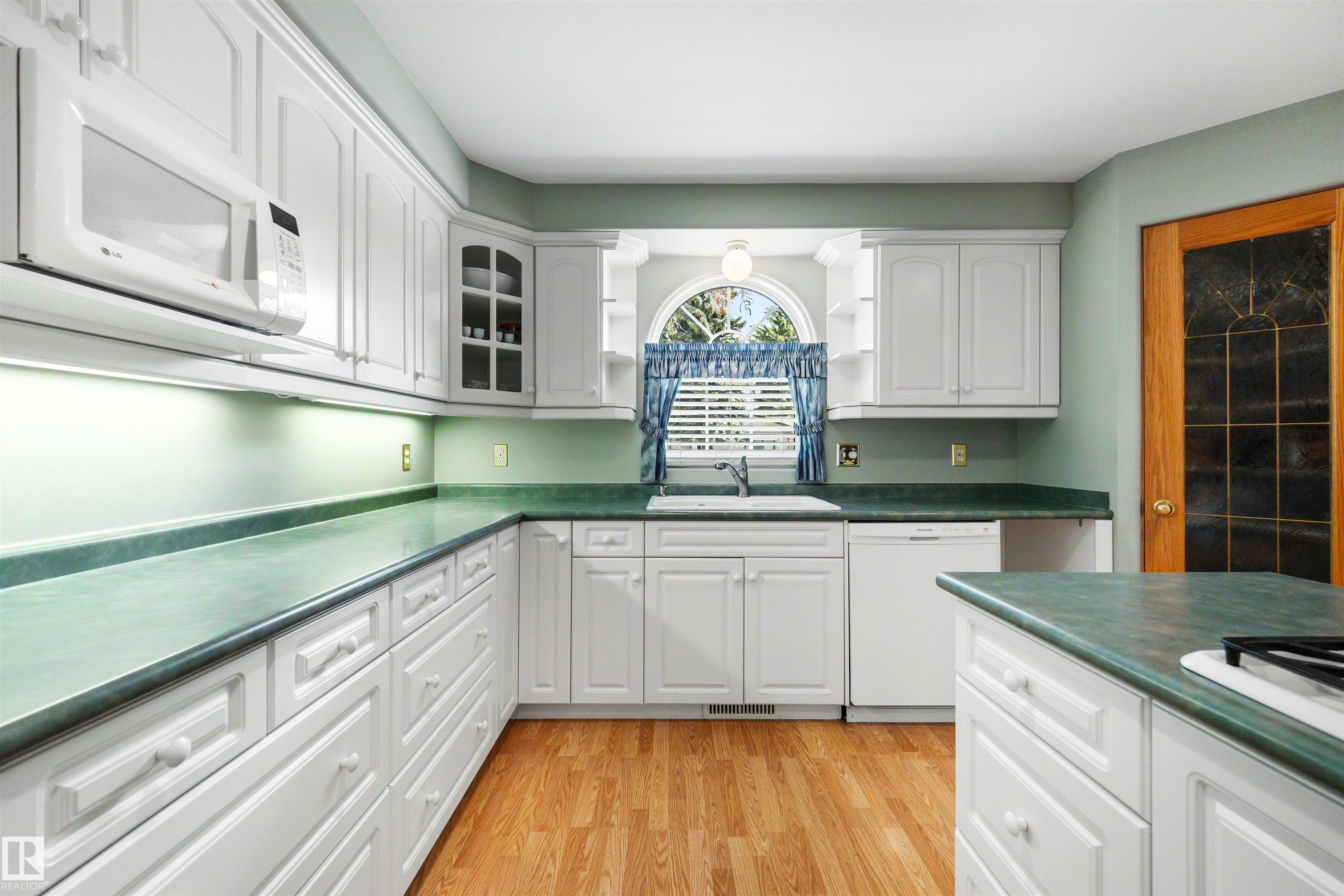 Photo 25 at 15310 108 Avenue NW, High Park, Edmonton