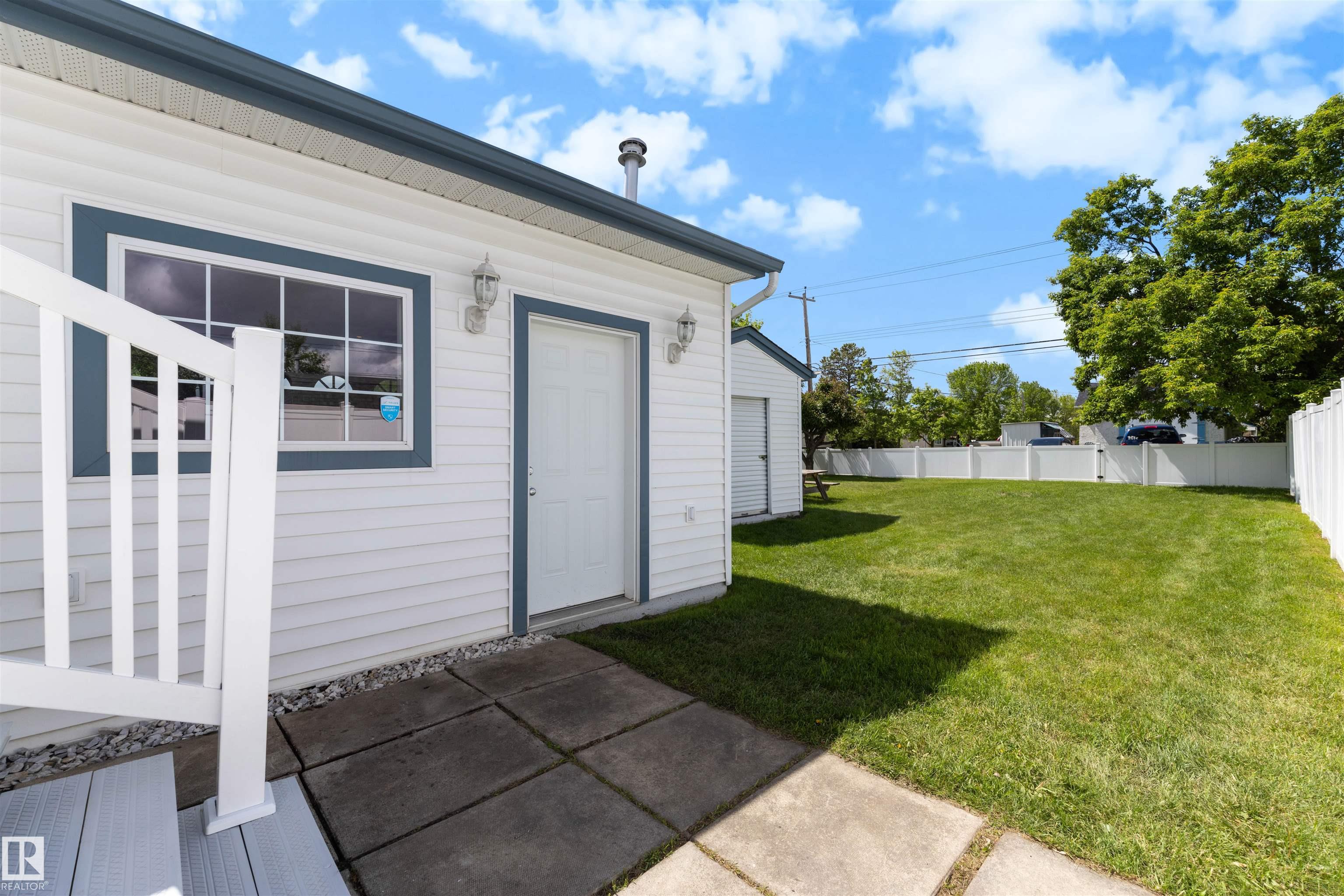 Photo 54 at 15310 108 Avenue NW, High Park, Edmonton