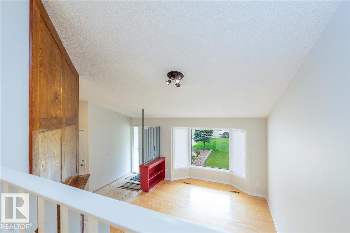 Photo 12 at 4107 147 Street NW, Ramsay Heights, Edmonton