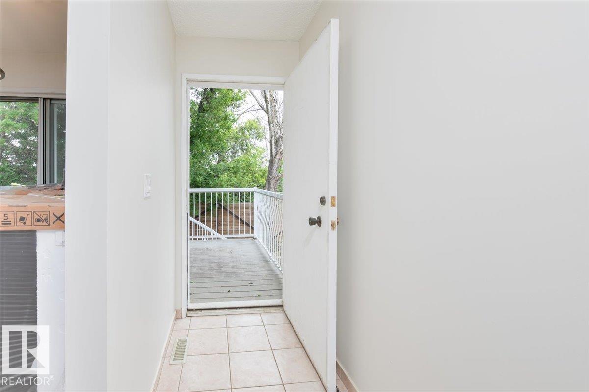 Photo 18 at 4107 147 Street NW, Ramsay Heights, Edmonton
